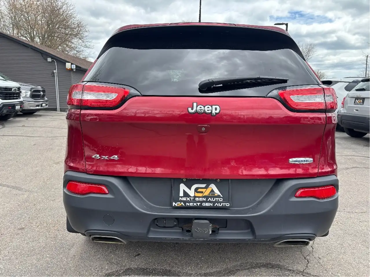 Jeep Cherokee снимка Jeep Cherokee