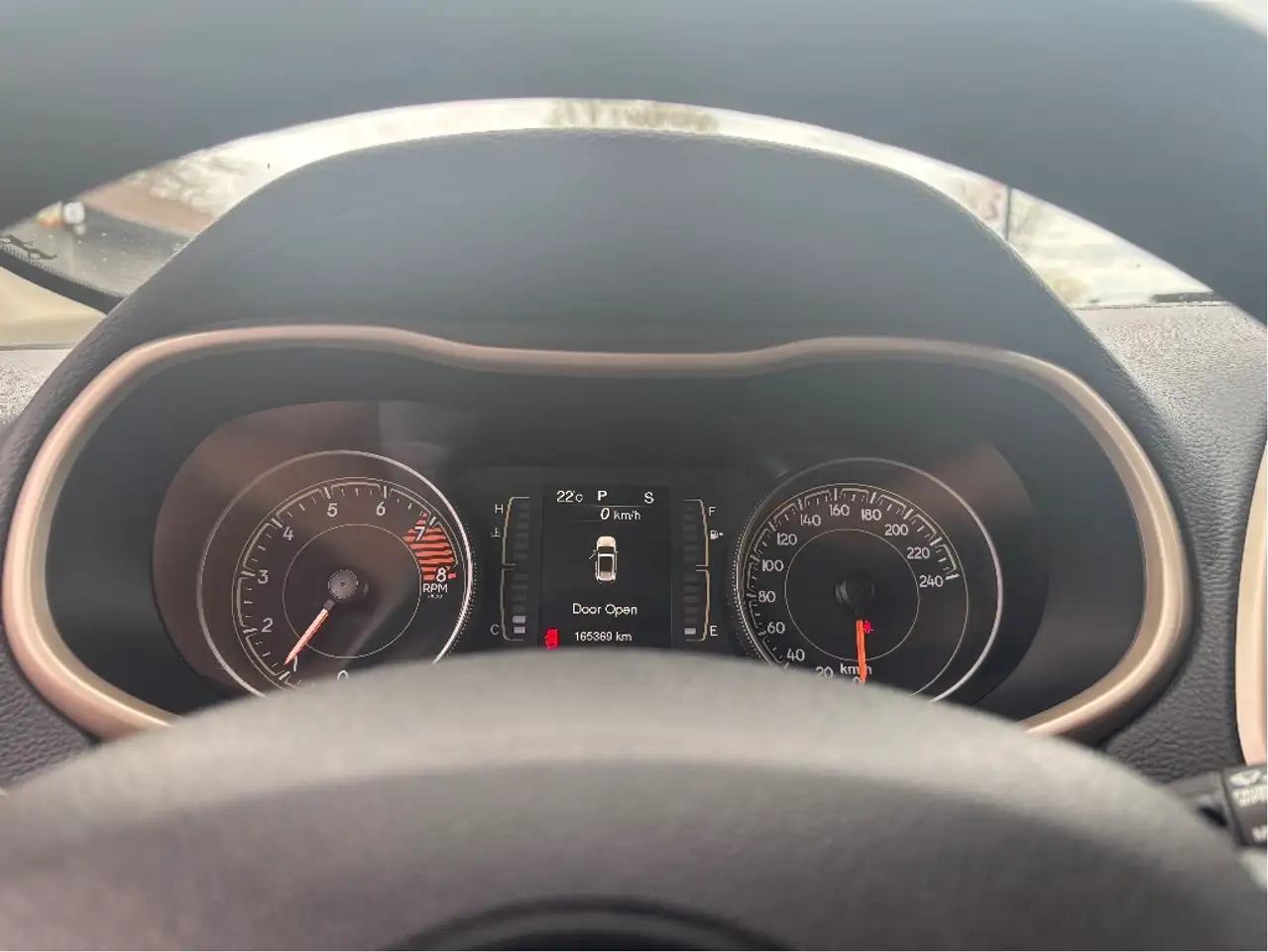Jeep Cherokee снимка Jeep Cherokee