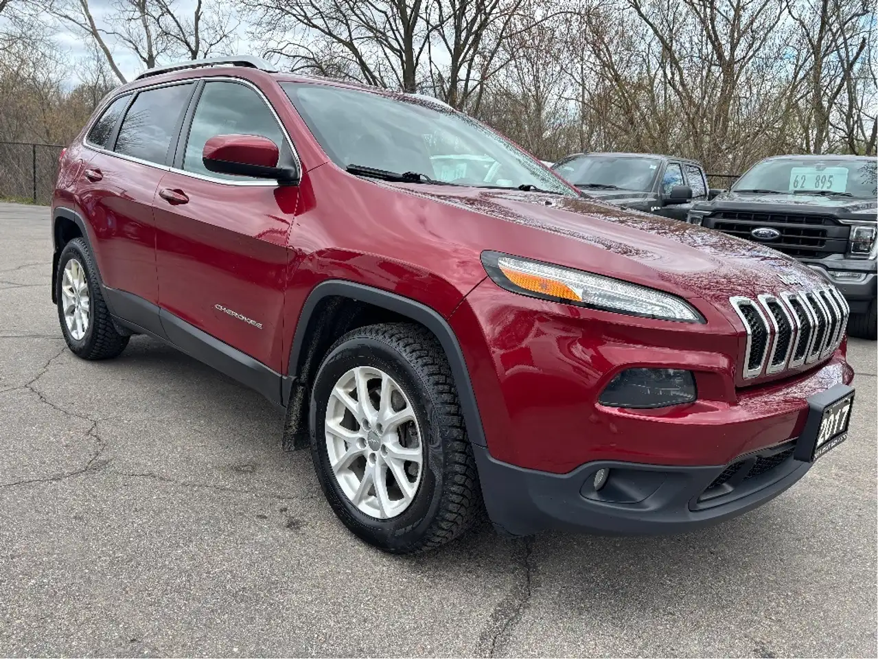 Jeep Cherokee снимка Jeep Cherokee