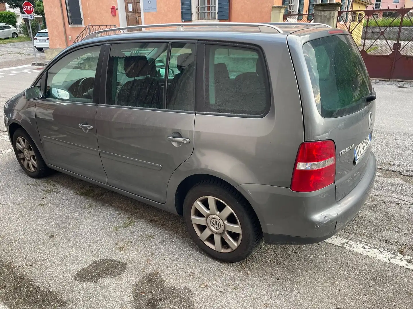Volkswagen Touran Touran 1.9 tdi Highline 105cv Grigio - 2