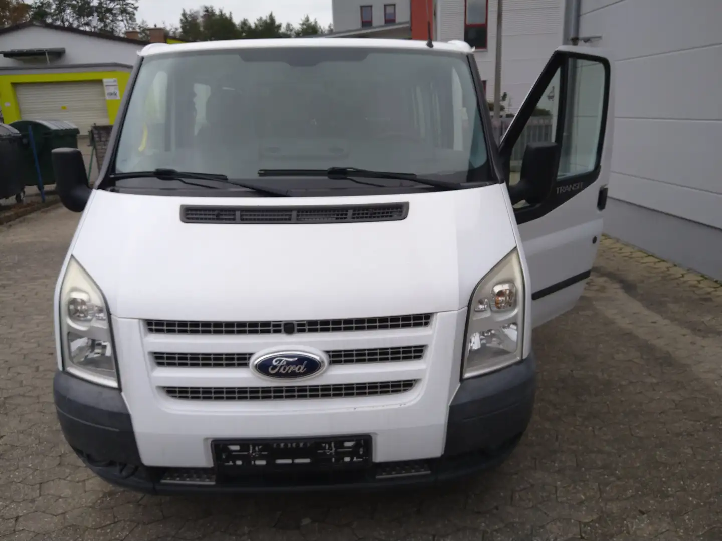 Ford Transit Bus Blanco - 1