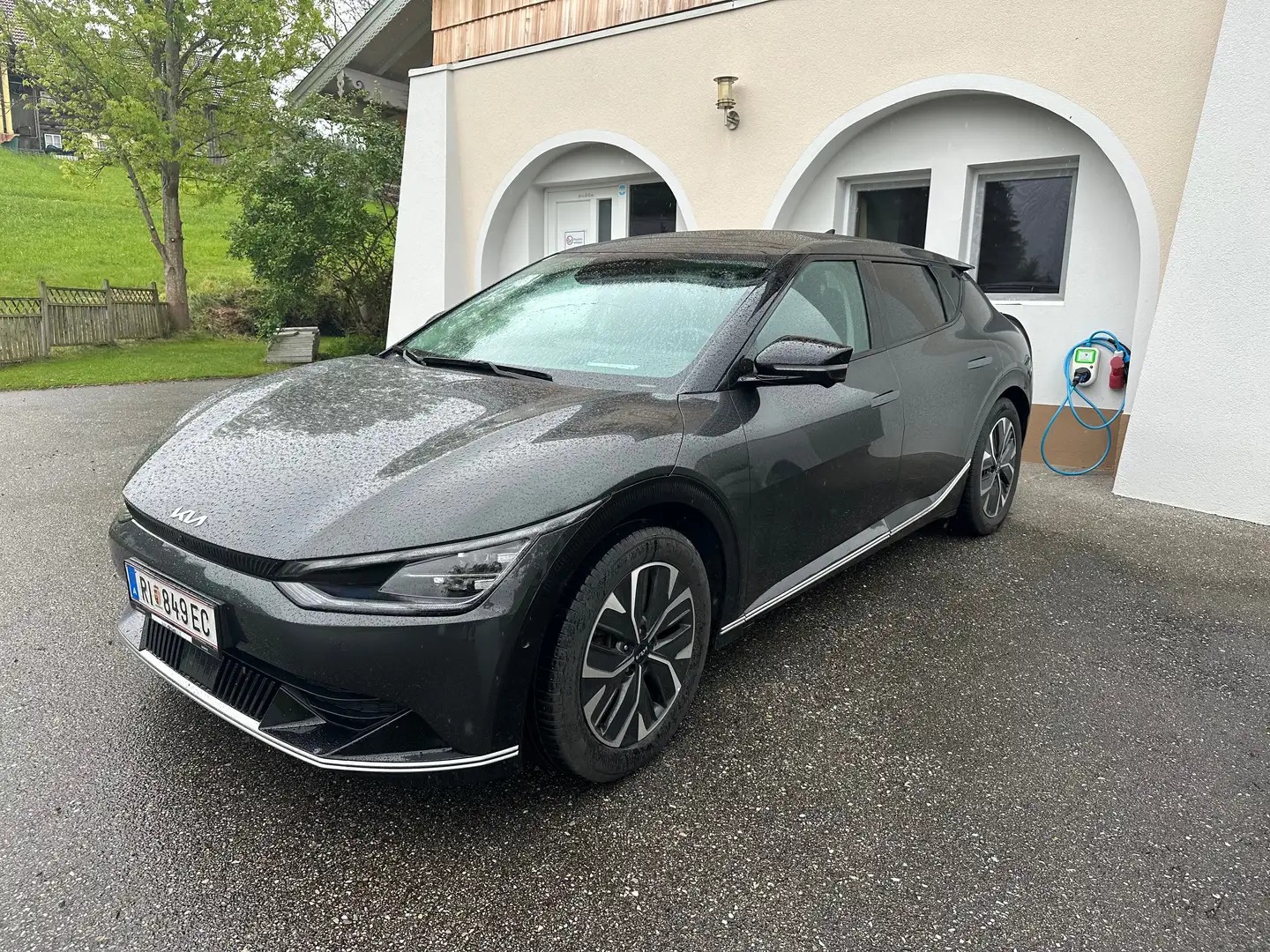 Kia EV6 EV6 AWD 77,4kWh Premium Aut. Premium Grau - 1