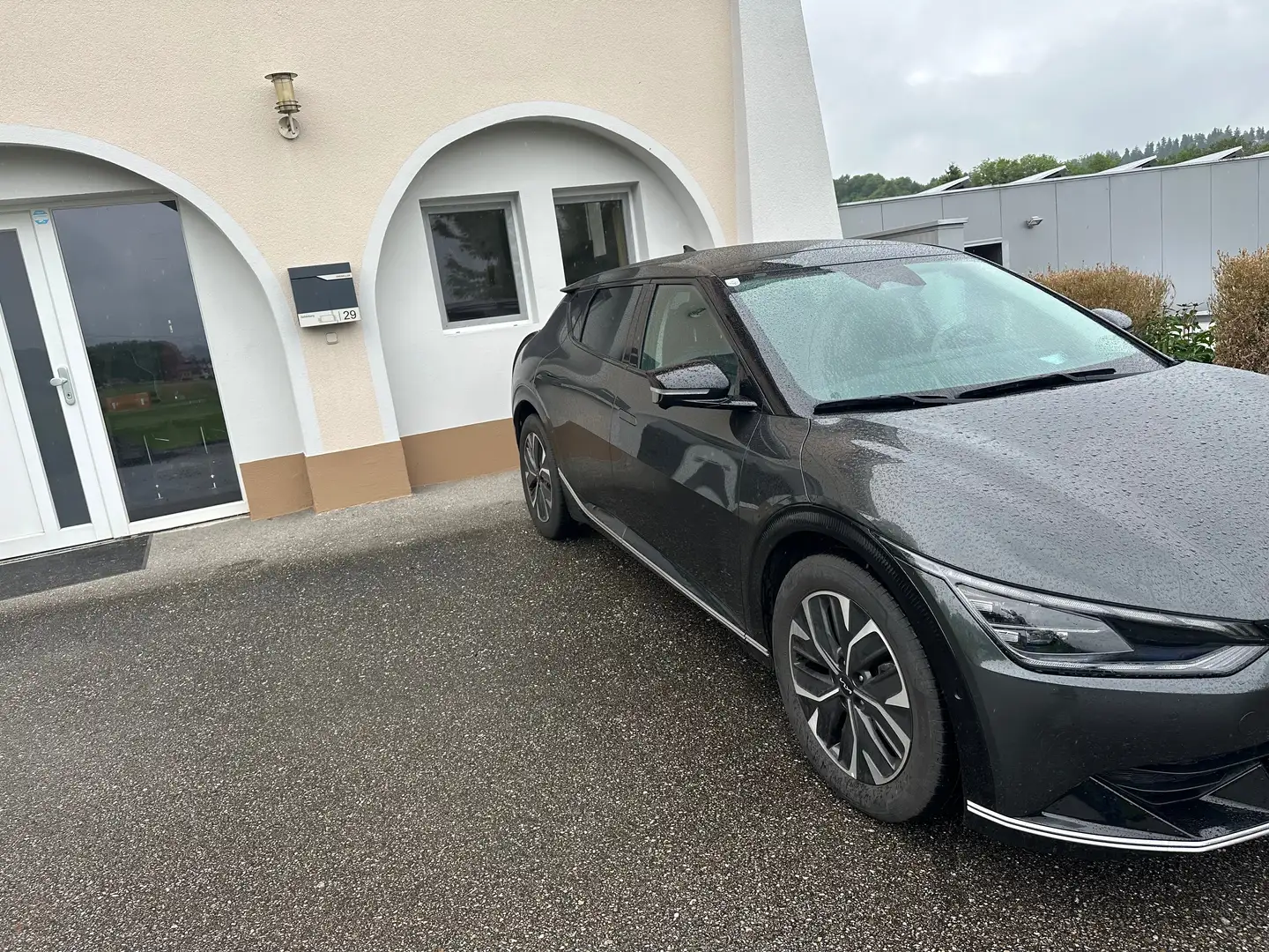 Kia EV6 EV6 AWD 77,4kWh Premium Aut. Premium Grau - 2