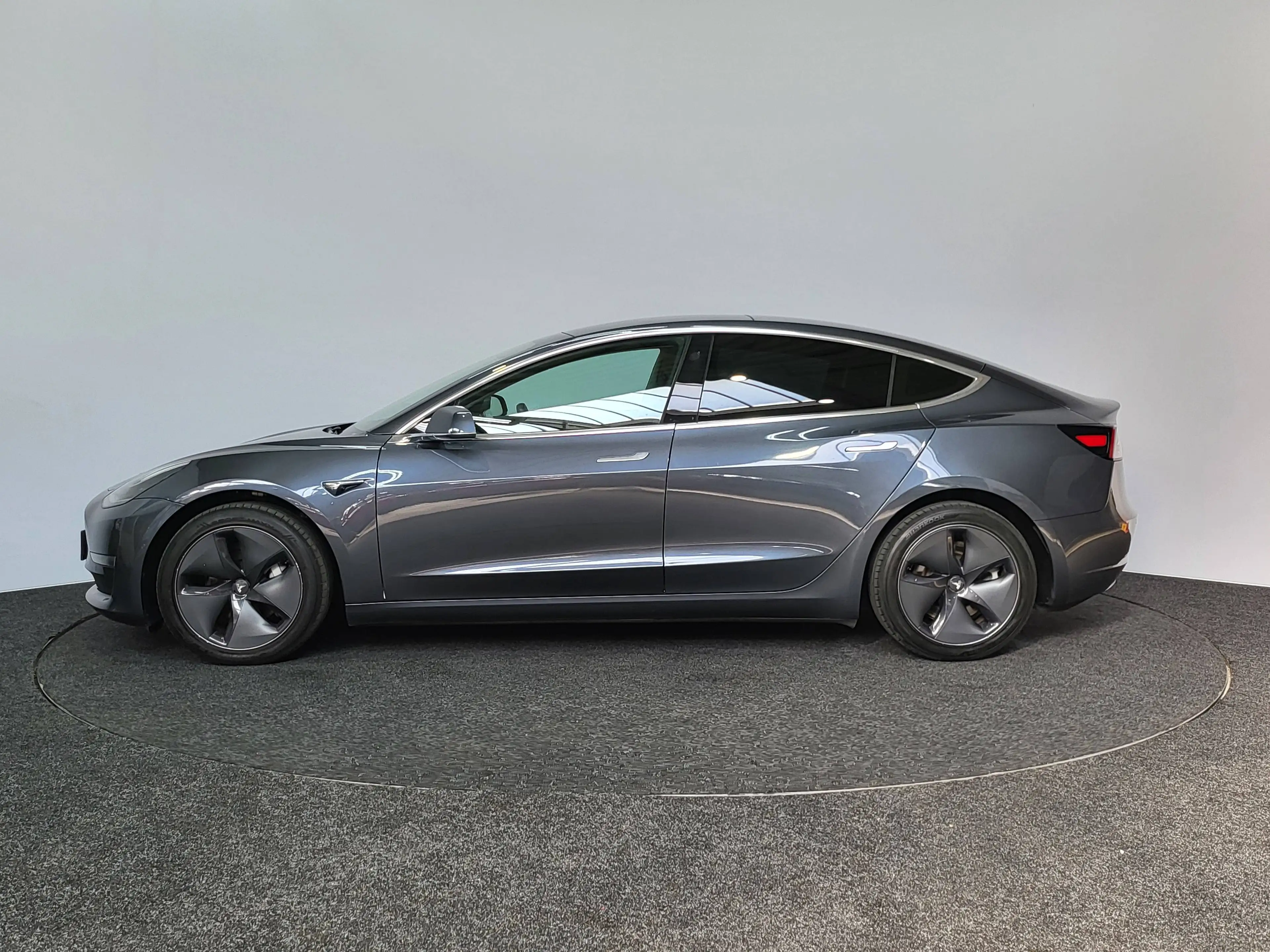 Tesla Model 3 Dual Motor | Long Range | SoH 100% | 2019 | 119.079 km | Goede staat | Direct beschikbaar — photo 3