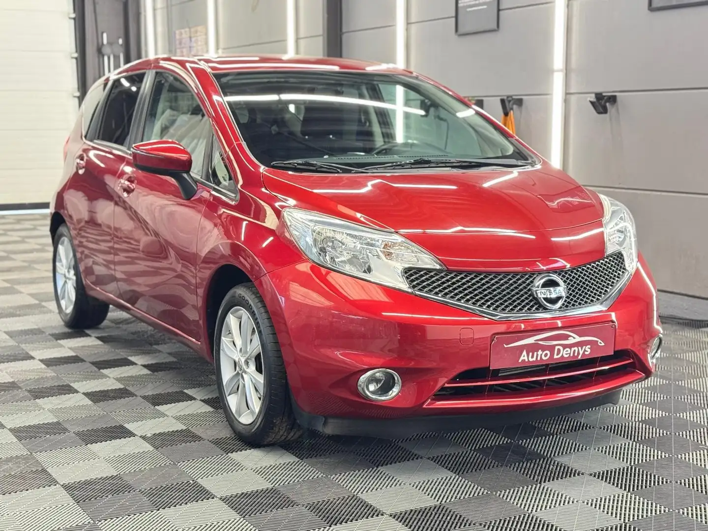 Nissan Note 1.2i benzine bj. 2014 78500km 1ste eigenaar Rouge - 1