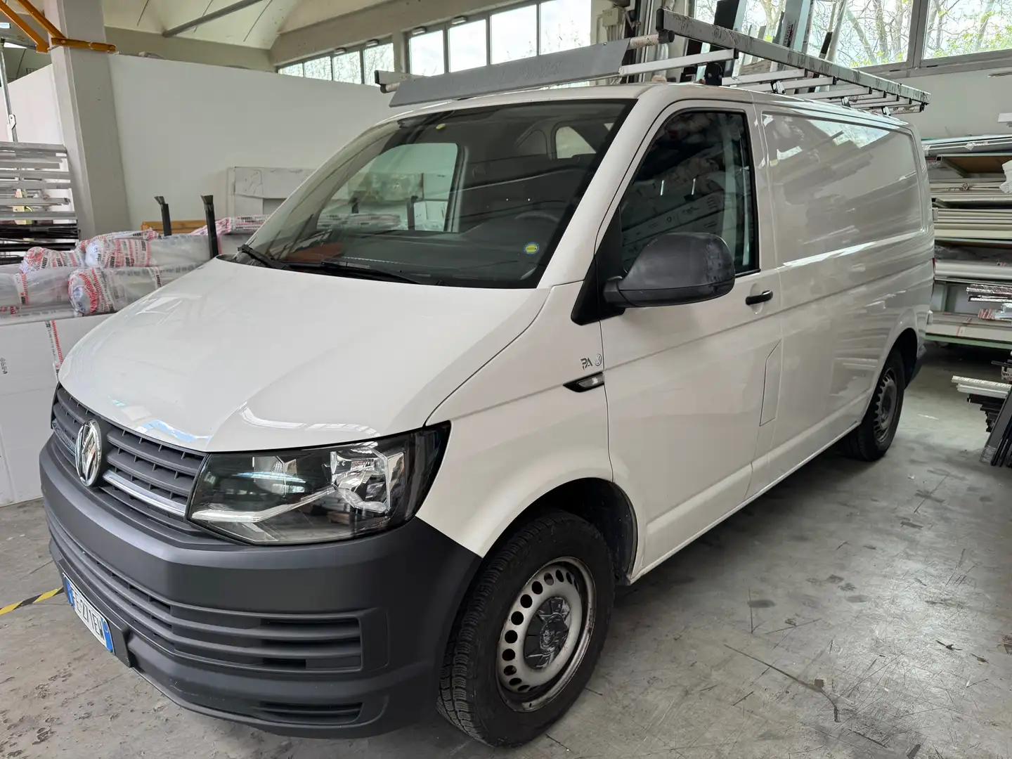 Volkswagen T6 Transporter PREZZO IVATO, Full Optional e Porta pacchi Bianco - 1