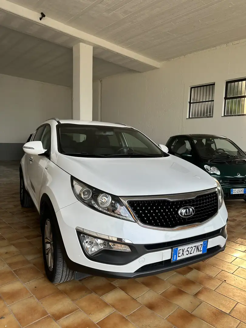 Kia Sportage 2.0 crdi Feel Rebel awd 136cv auto - 1