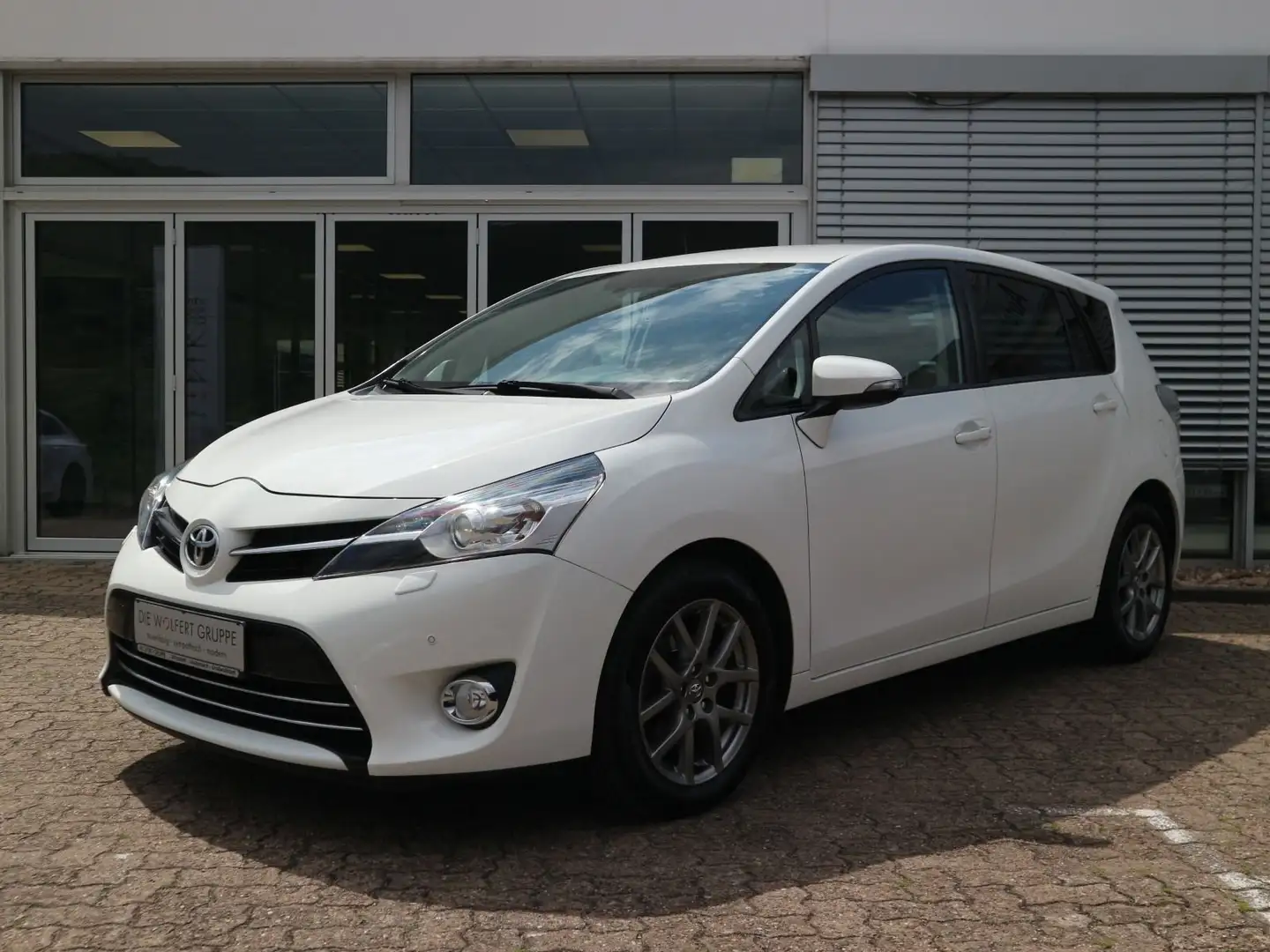 Toyota Verso Executive 1.8 XENON KEYLESS RFK TEMPOMAT Weiß - 2