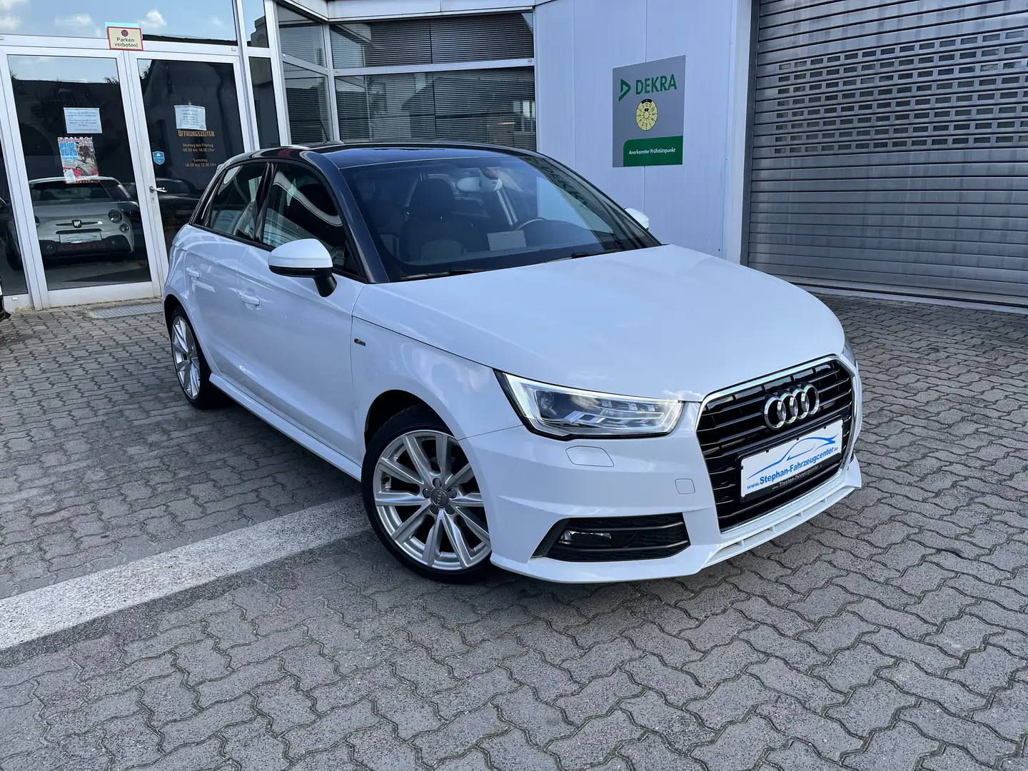 Audi A1 Sportback sport ultra S-Line ,,AUDI-Scheckheft.“ Weiß - 1