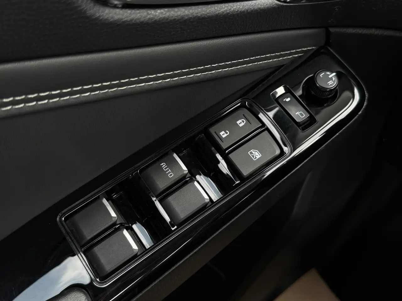 Isuzu D-Max 2024 — фото 14