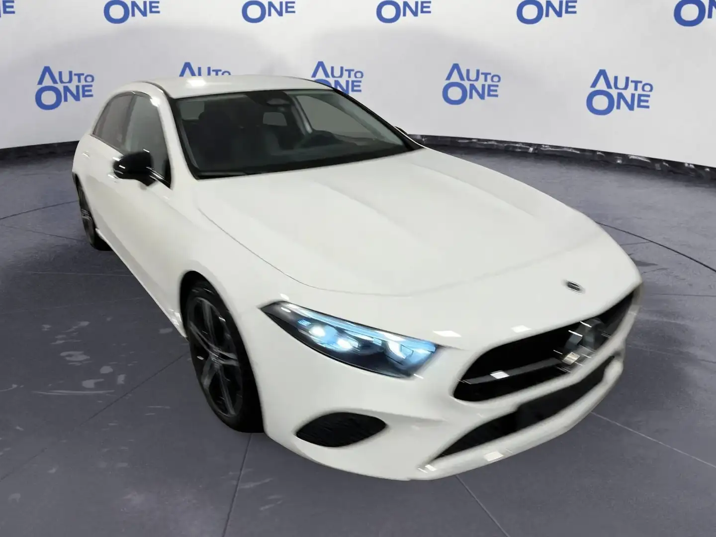 Mercedes-Benz A 200 200D 2.0 150CV AUTO ADVANCED - * Bianco - 1