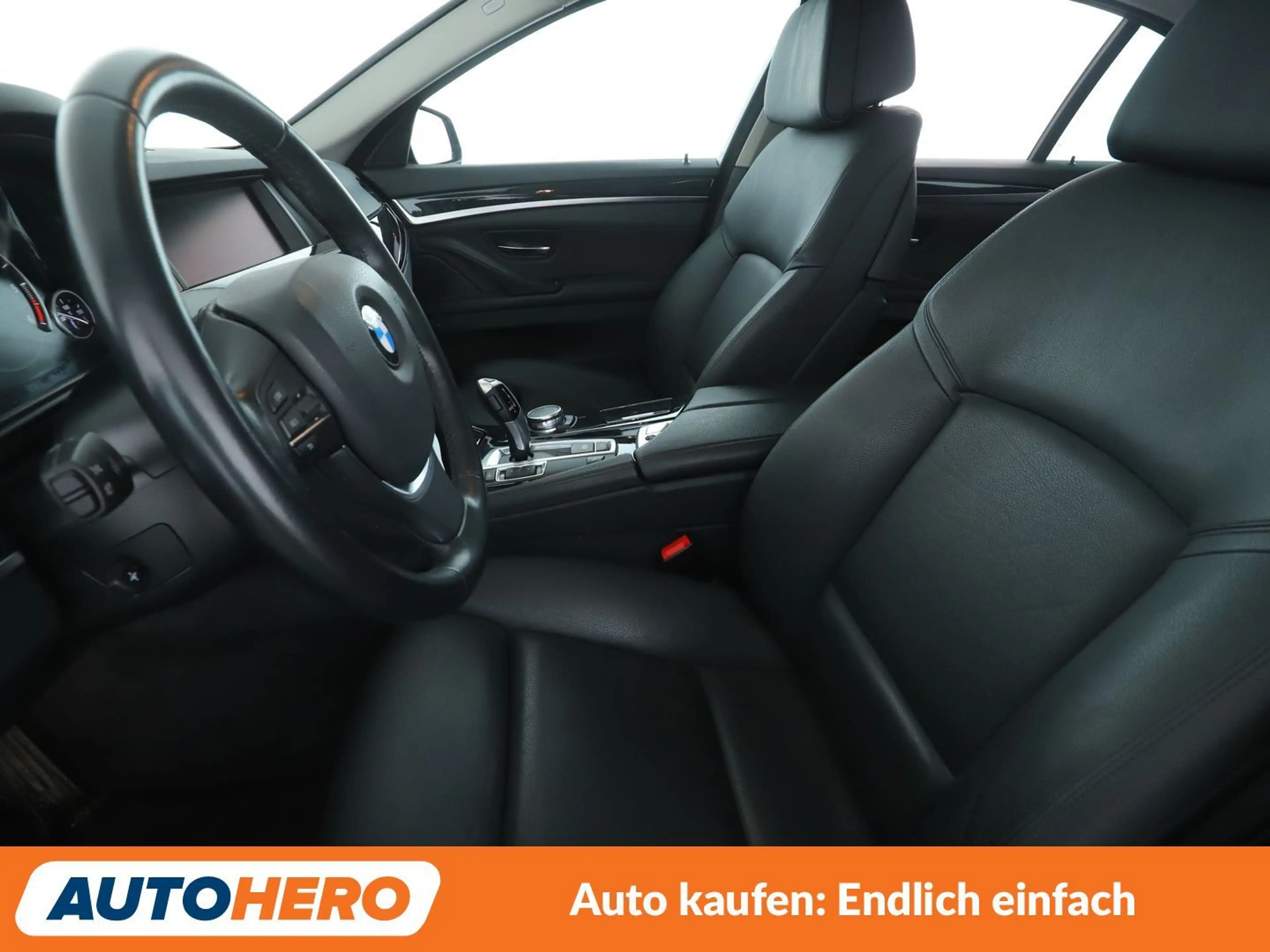 BMW 530 530d Aut.*NAVI*LED*HUD*TEMPO*CAM*PDC*SHZ* — photo 10