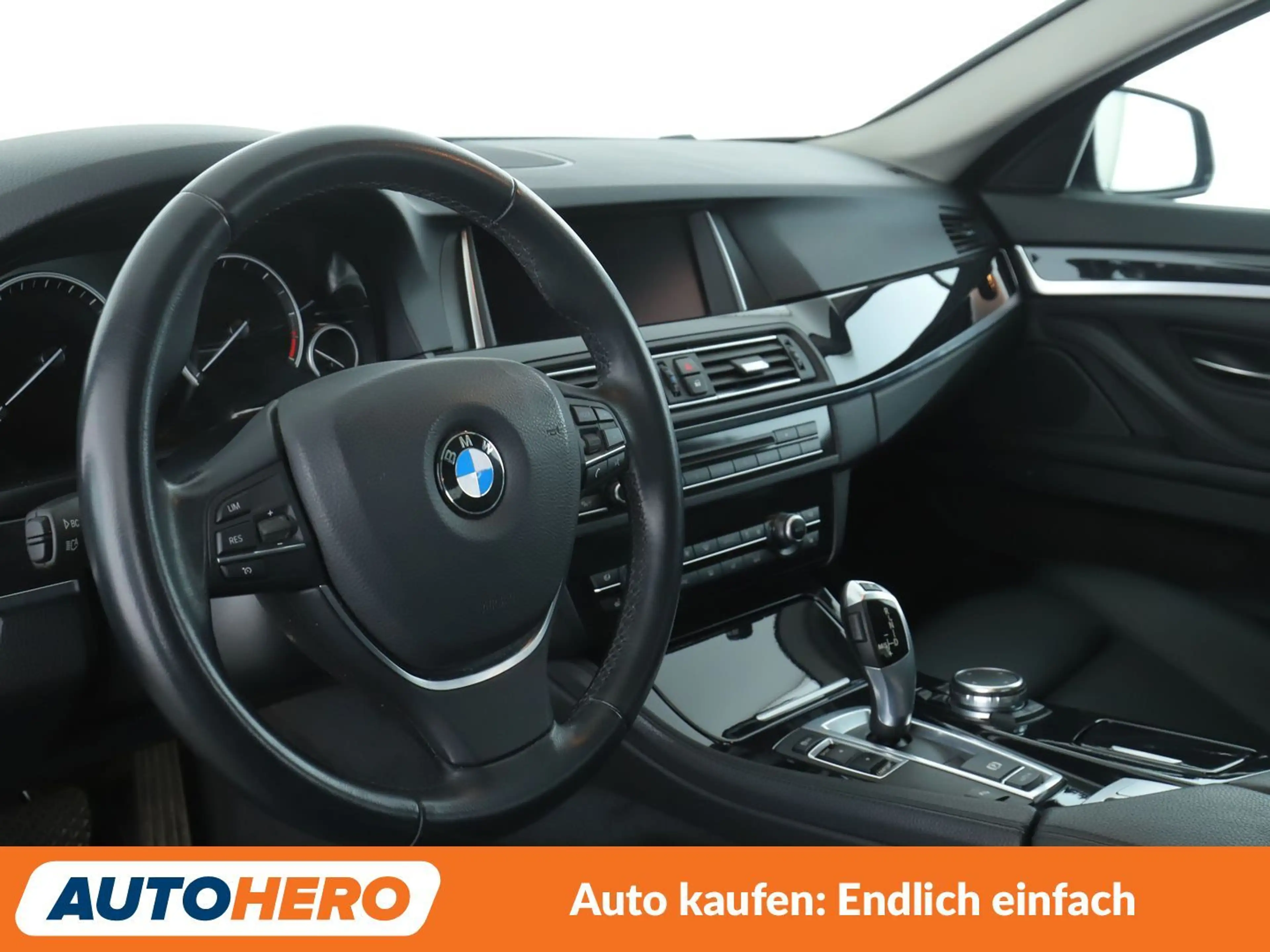BMW 530 530d Aut.*NAVI*LED*HUD*TEMPO*CAM*PDC*SHZ* — photo 11