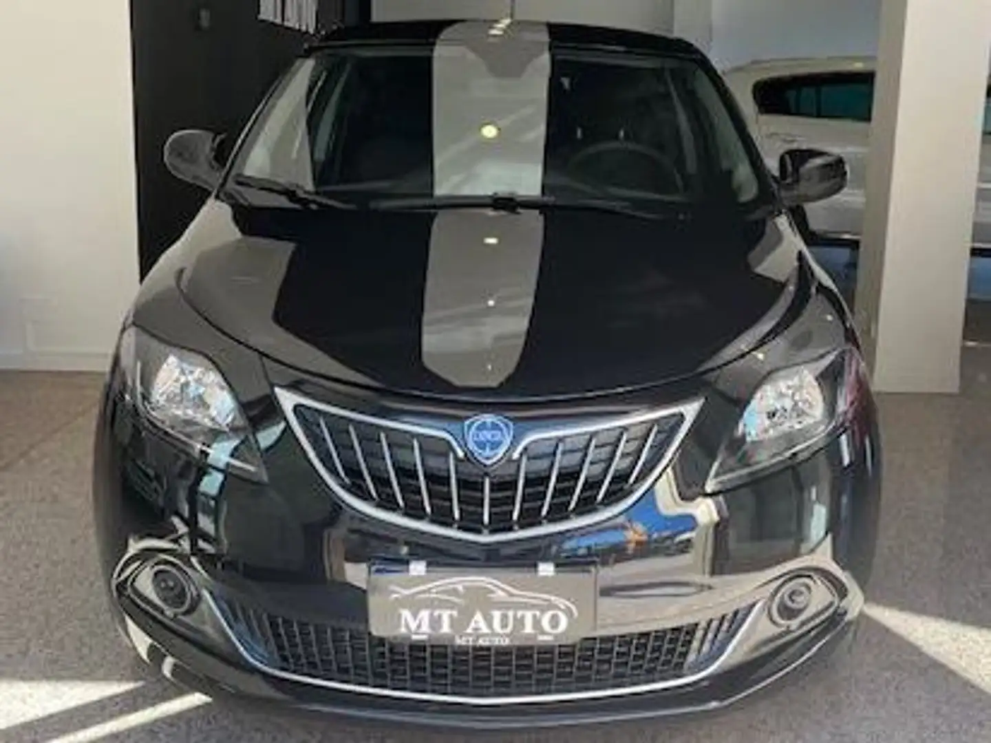 Lancia Ypsilon Ypsilon 1.0 firefly hybrid Platino s Nero - 2
