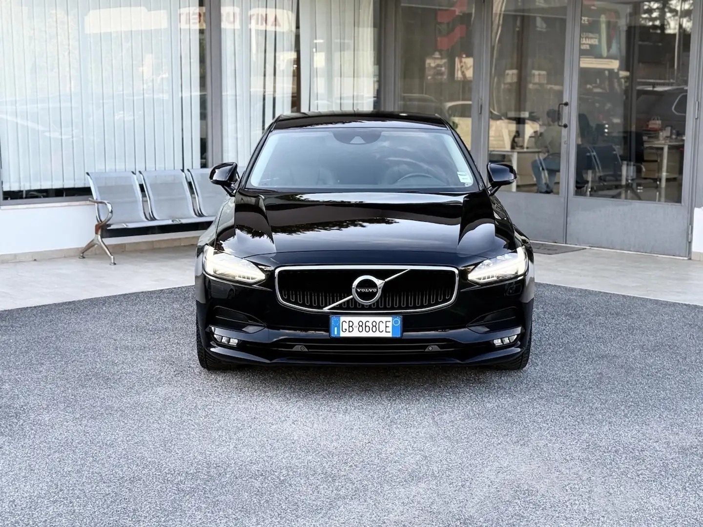 Volvo S90 2.0 Diesel 150CV E6 Automatica - 2020 Zwart - 2
