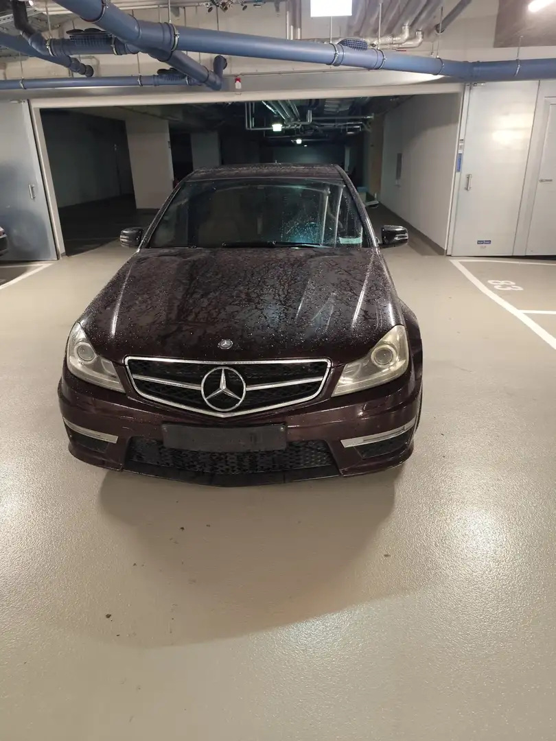Mercedes-Benz C 63 AMG - 1
