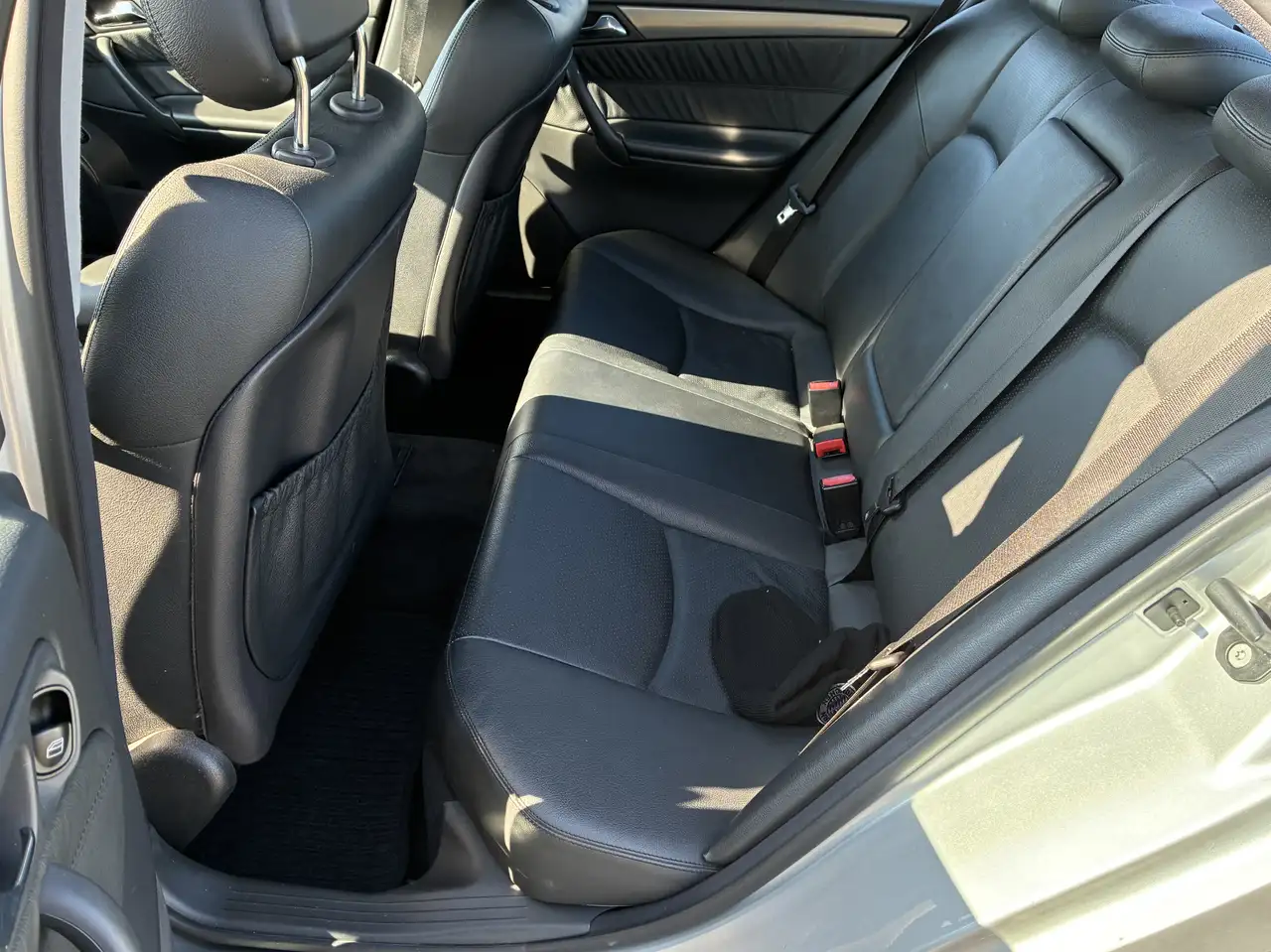 Mercedes-Benz C 320 Elegance, foto 4