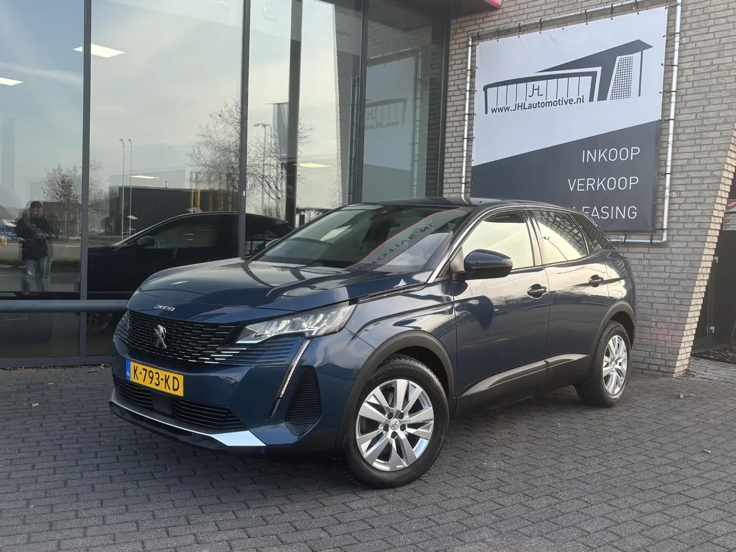 Peugeot 3008 1.2*FACELIFT*CARPLAY*NAVI*CRUISE*ECC*HAAK*CAM*LED* Blau - 1