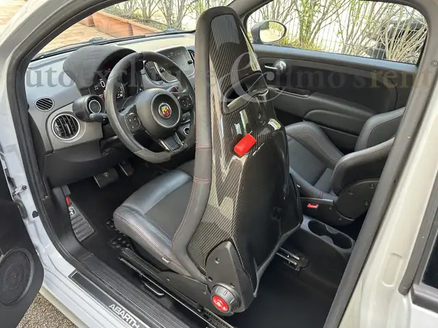 Abarth 595 view 6