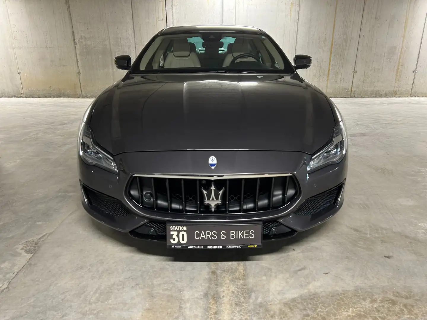 Maserati Quattroporte Quattroporte S 4,7 S Grau - 2