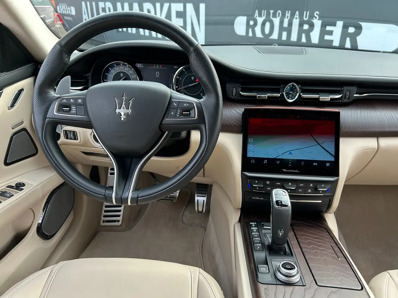 Maserati Quattroporte 2022 — фото 11