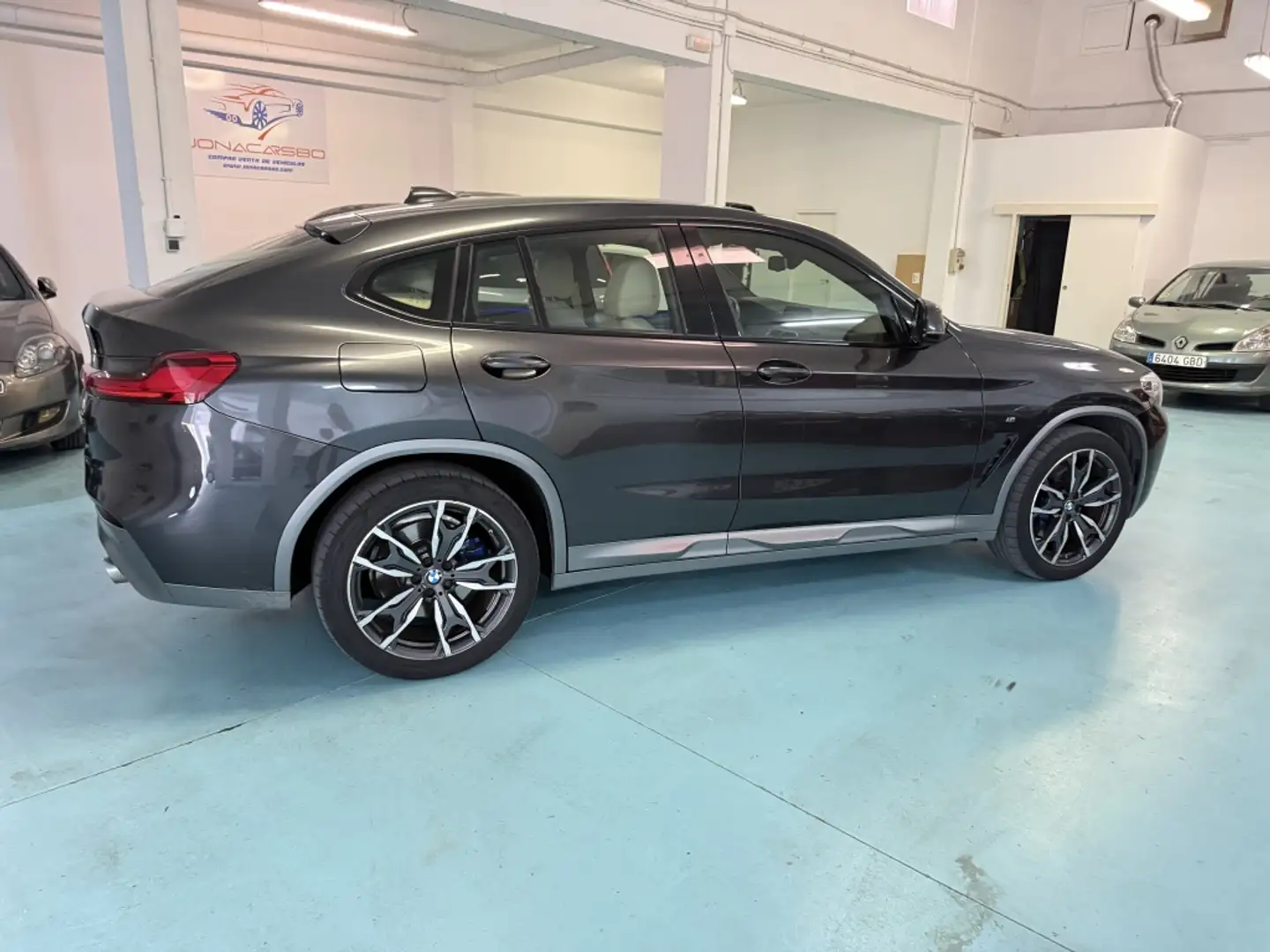 BMW X4 xDrive 30dA xLine M Sport Negro - 2