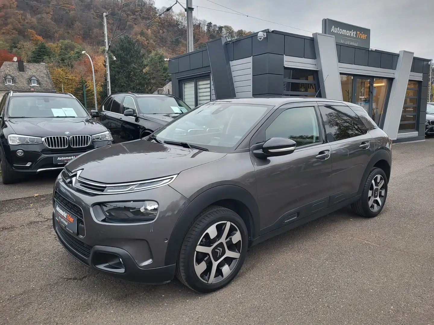 Citroen C4 Cactus Top Zustand! NUR 67685 Km! Export! Šedá - 1