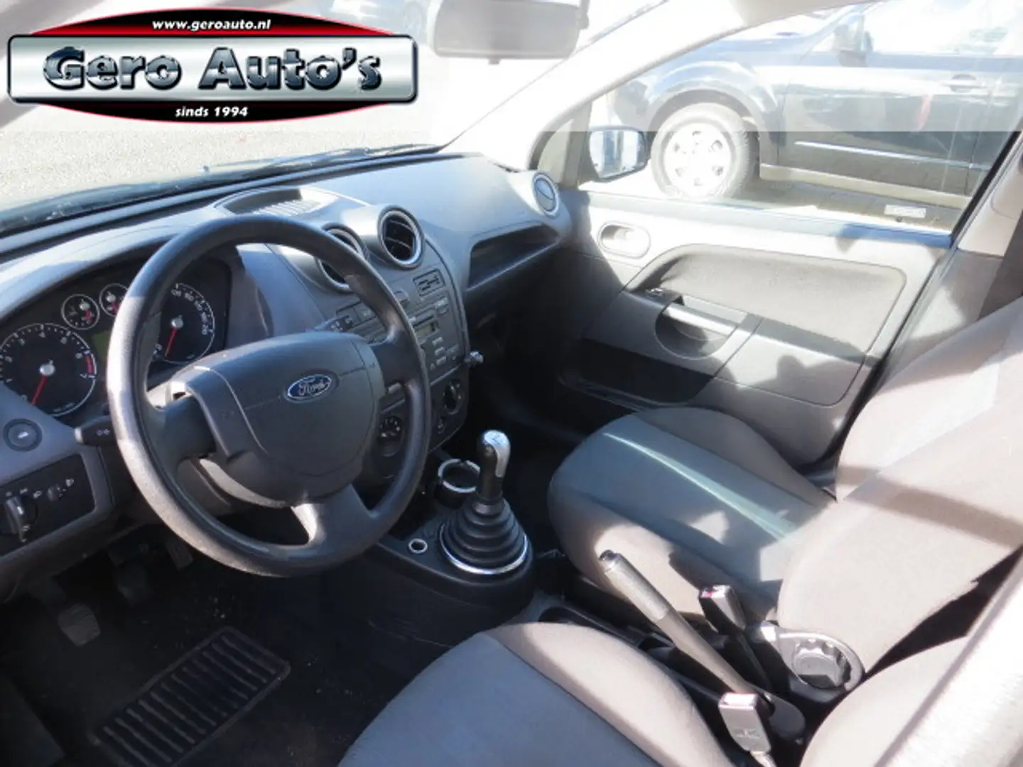 Ford Fiesta 1.4-16V Futura 5 deurs airco ,nw apk Schwarz - 2