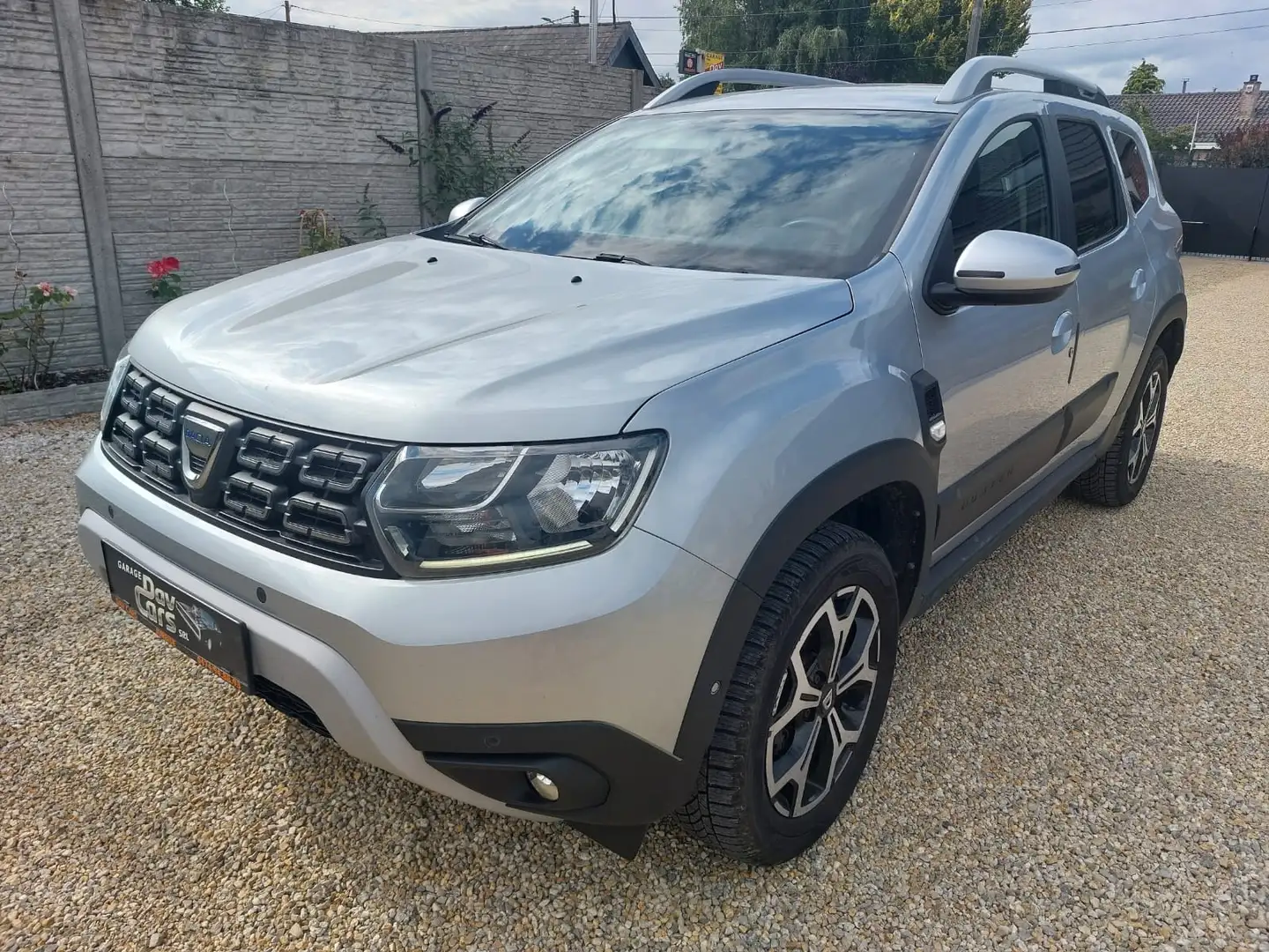 Dacia Duster Duster 1.5 Blue dCi /Navi/Camera/ Grijs - 1