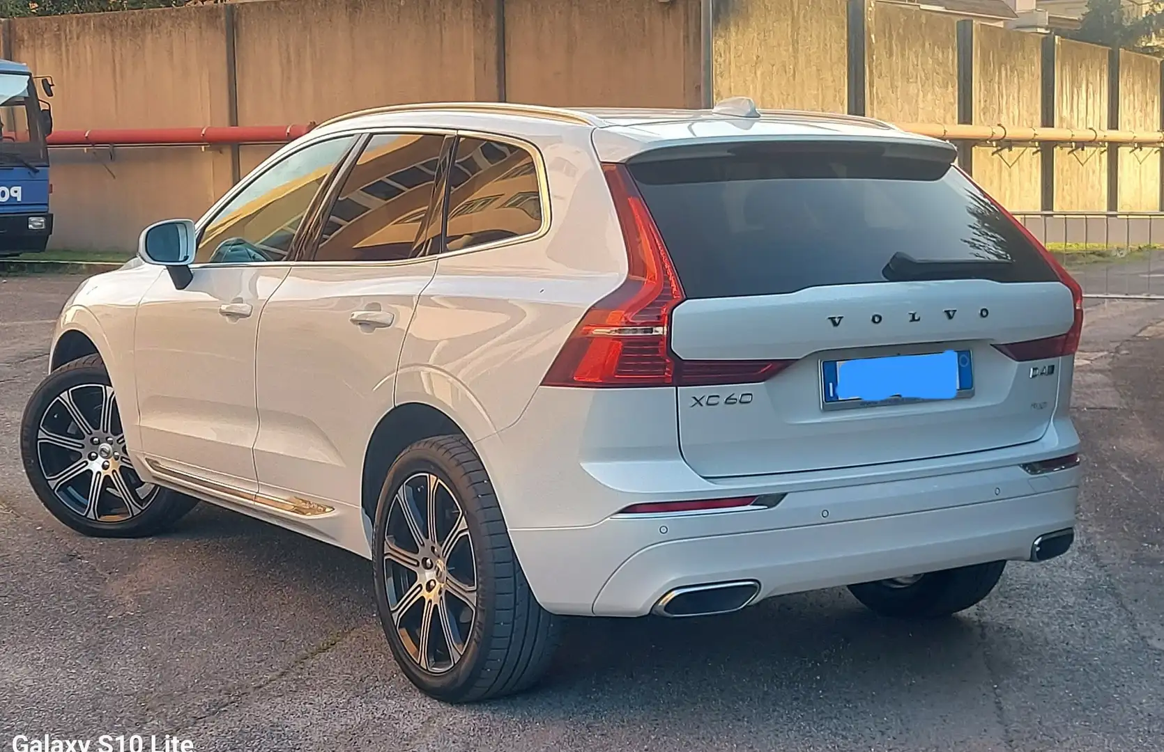 Volvo XC60 2.0 d4 Inscription auto my20 - 1