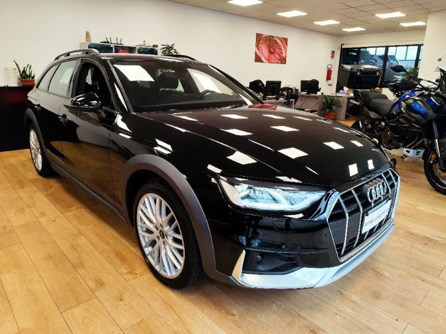 Audi A4 allroad A4 allroad 40 TDI 204 CV S tronic Business Evolut Noir - 2