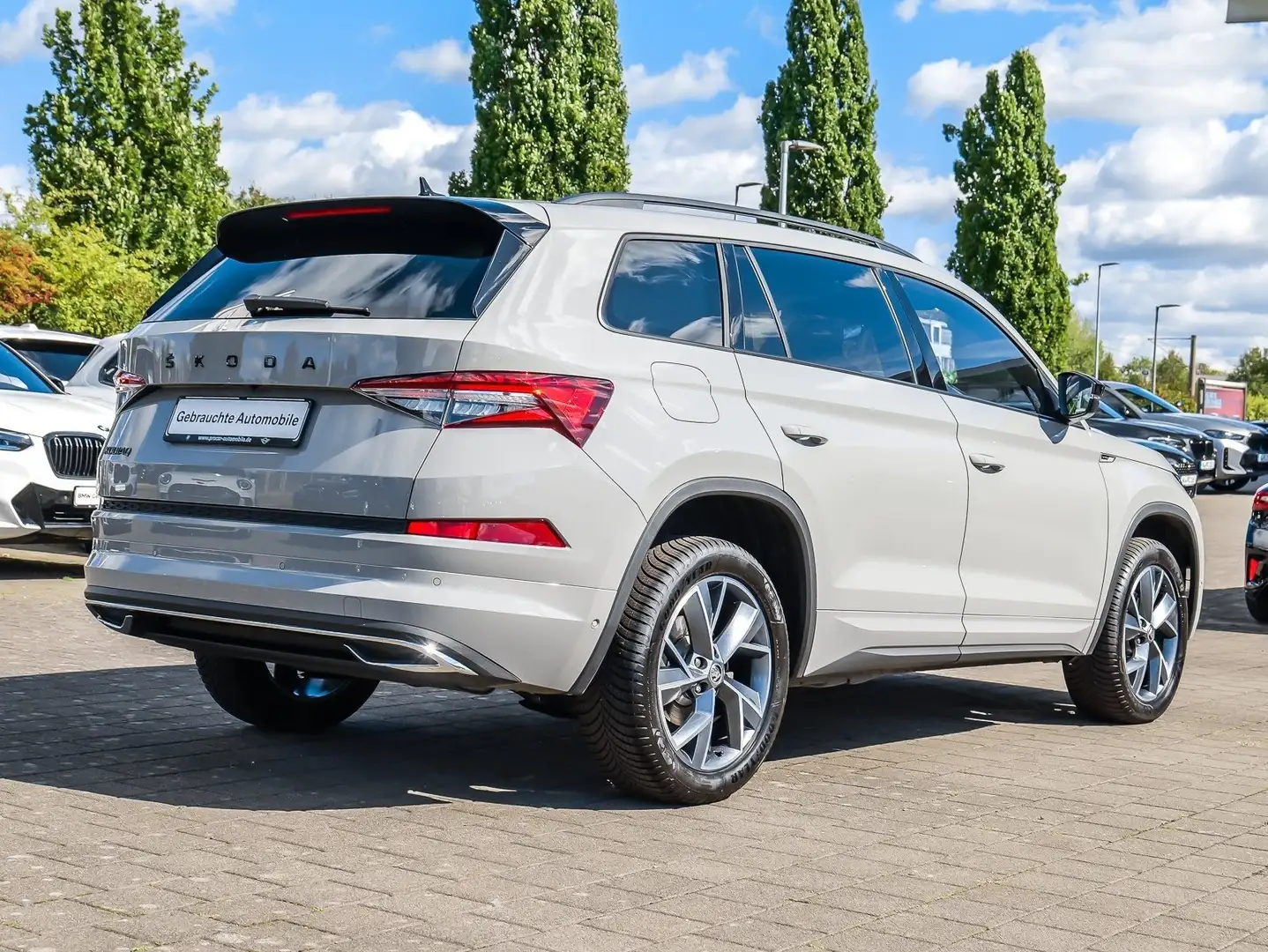 Skoda Kodiaq Sportline ACC AHK RFK NAVI LED Grigio - 2