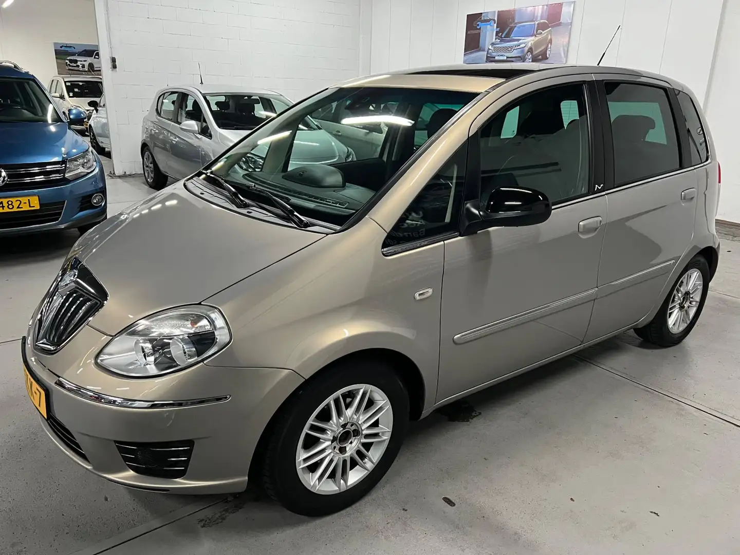 Lancia MUSA 1.4-16V Platinum DFN S&S Automaat Beige - 2