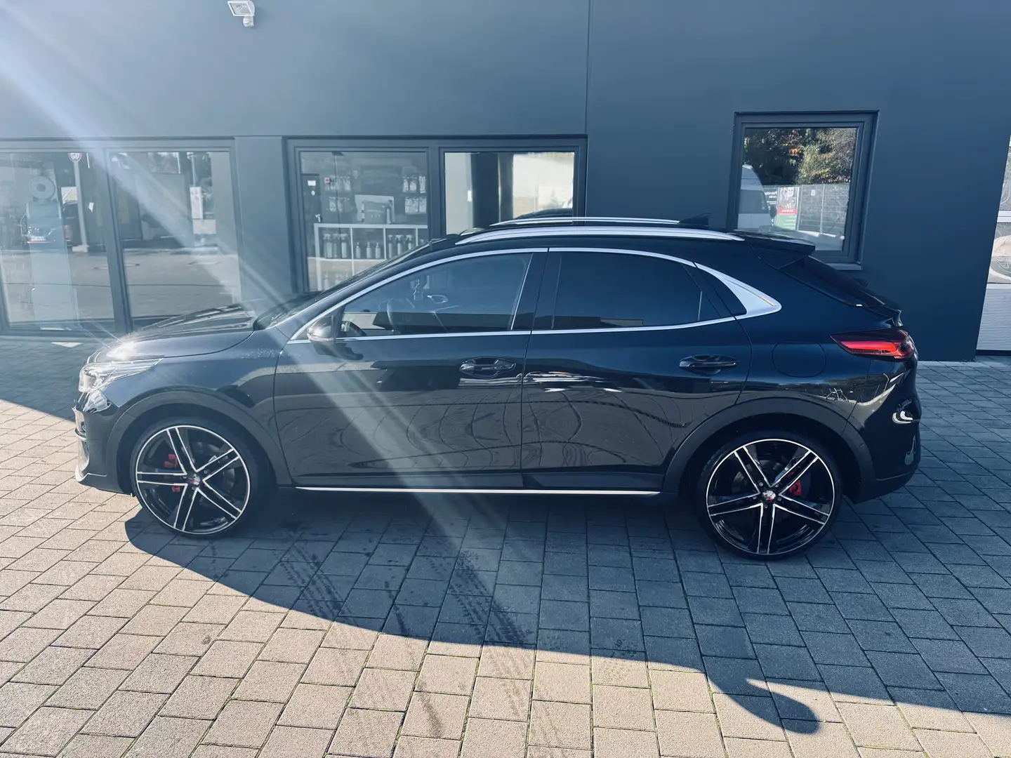 Kia XCeed 1.6 T-GDI OPF DCT7 LAUNCH EDITION Schwarz - 2