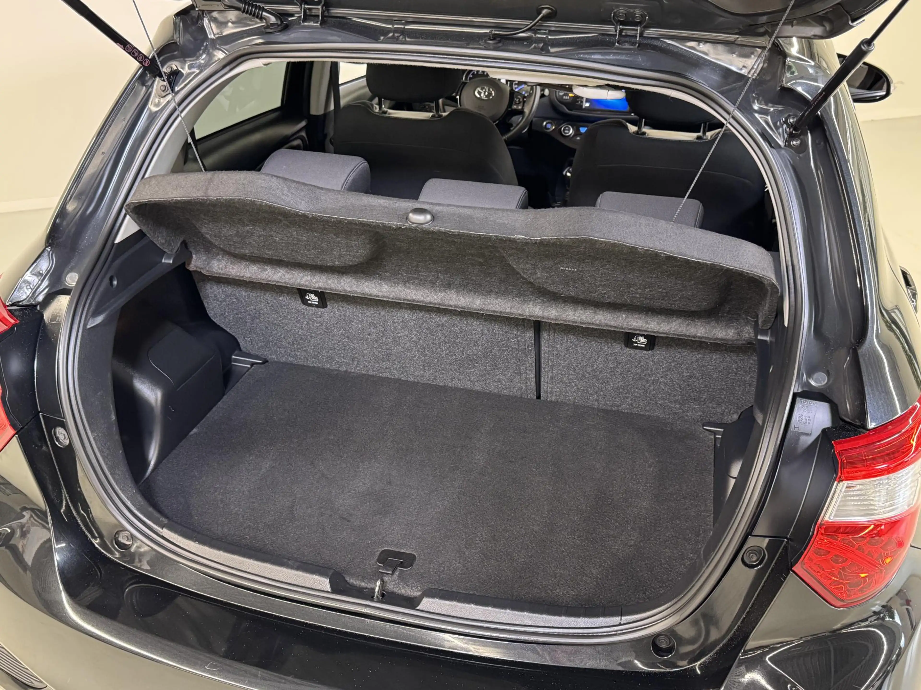 Toyota Yaris 1.5 VVT-i Y20 / Trekhaak / Stoelverwarming / — photo 9