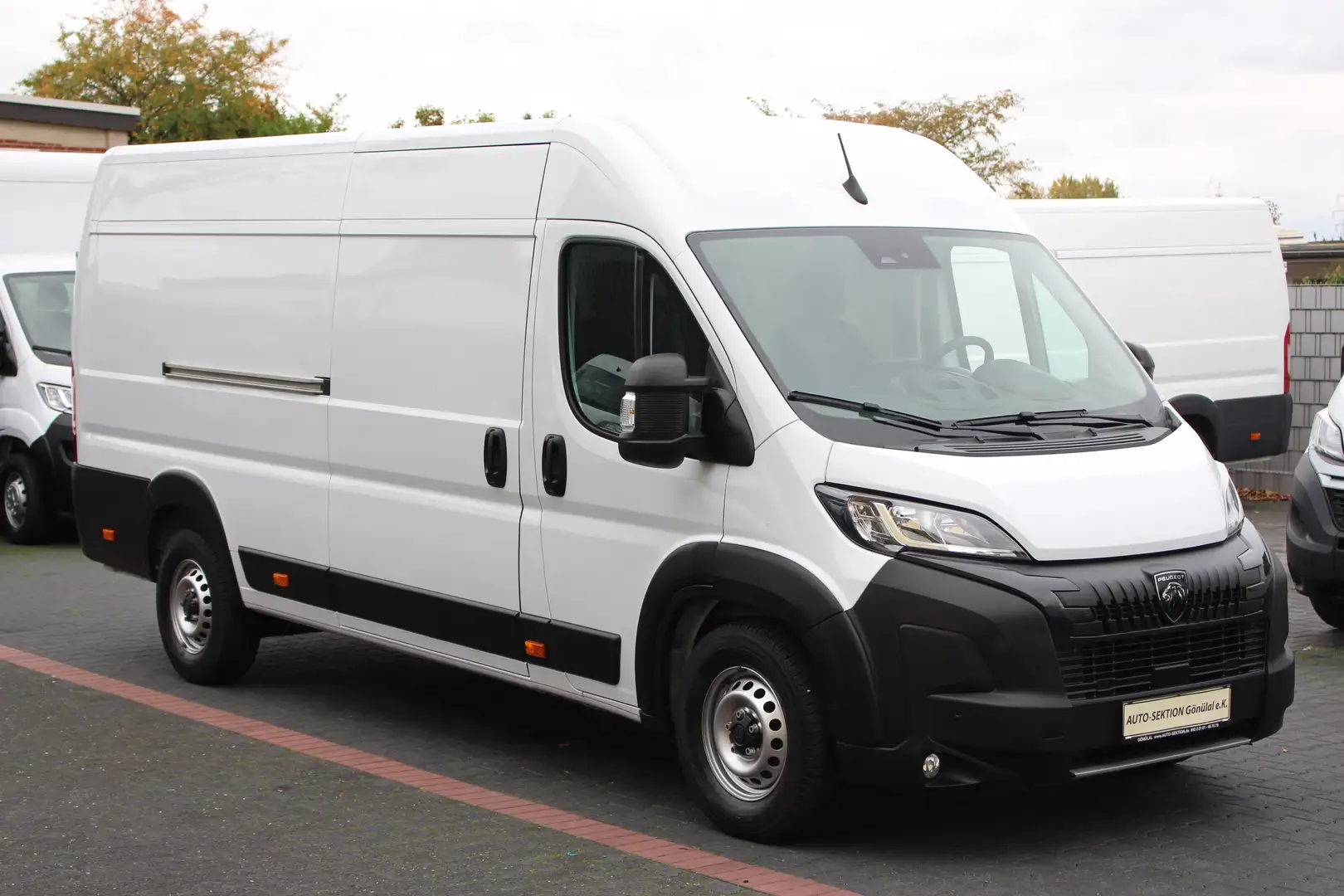 Peugeot Boxer 35 L4H2 140 *360°PDC*Kamera*Tempomat*Holz Weiß - 1