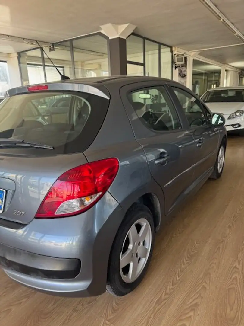 Peugeot 207 207 5p 1.6 hdi 8v Millesim 200 Grigio - 2