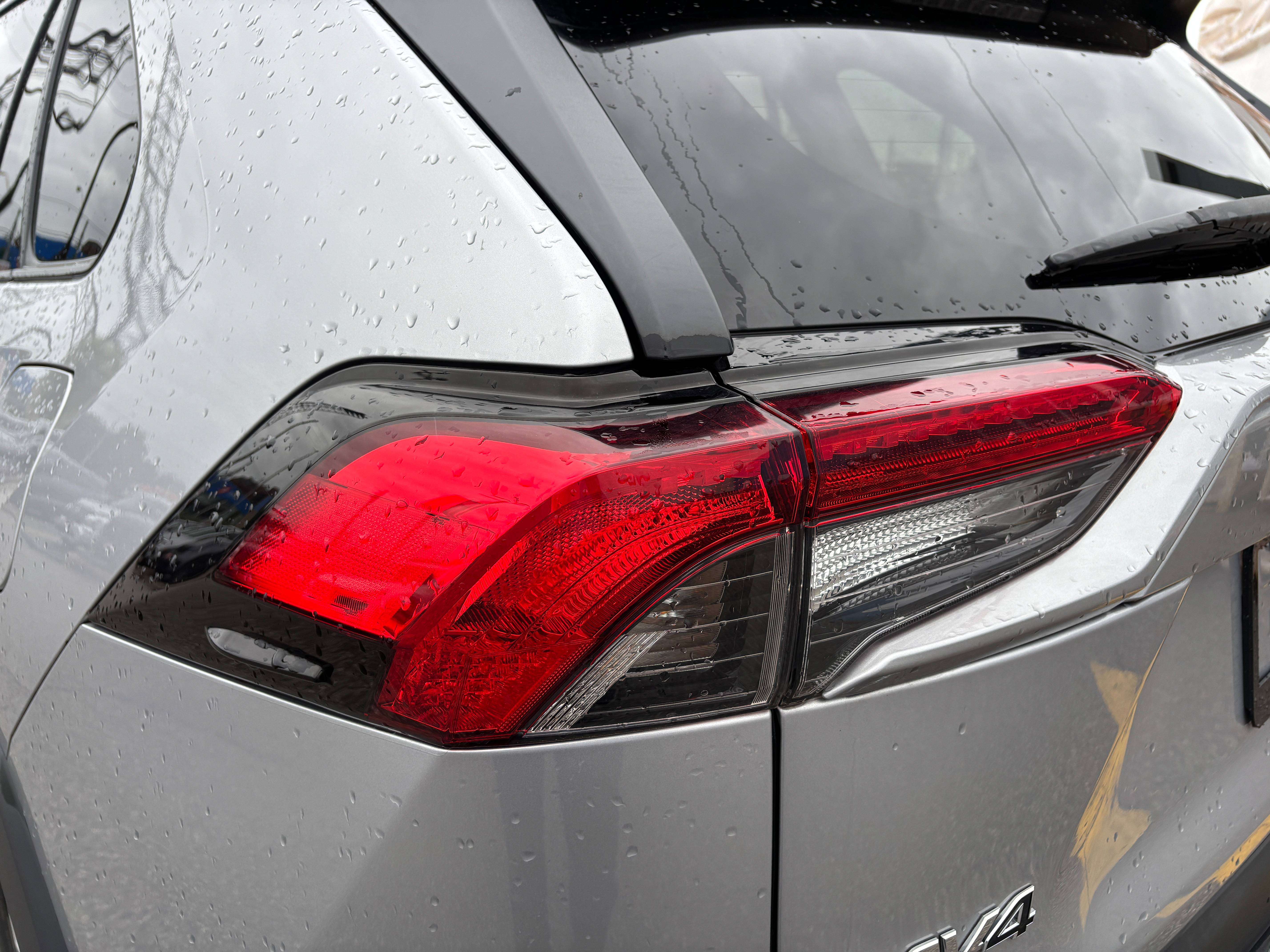 2021 Toyota RAV4 XLE AWD | Sunroof | Heated Seats | Bluetooth — снимка 1