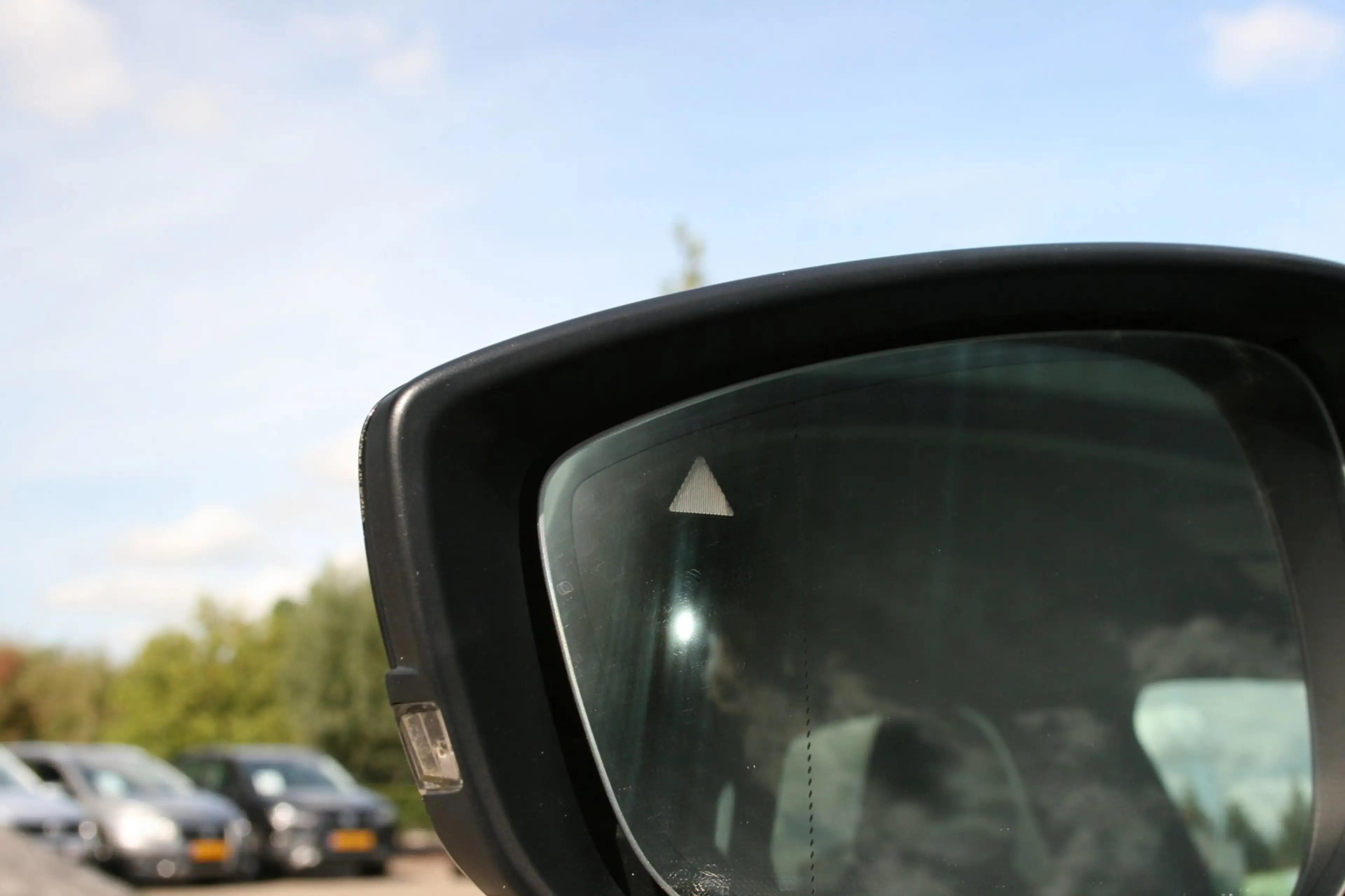 Mazda CX-30 2.0 e-SkyActiv-G M Hybrid Luxury — photo 24