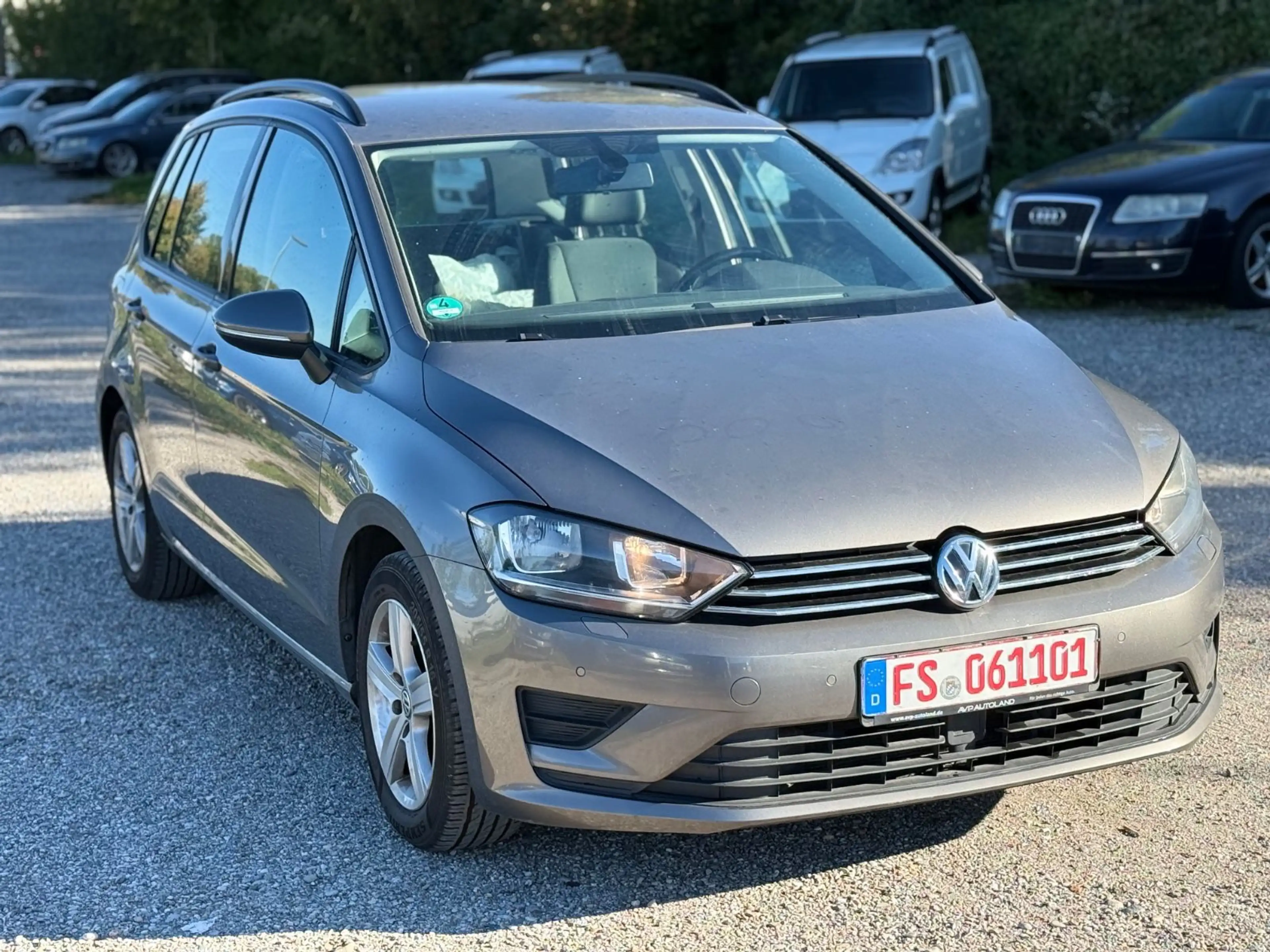 Volkswagen Golf Sportsvan / Diesel / Automatikgetriebe — photo 7
