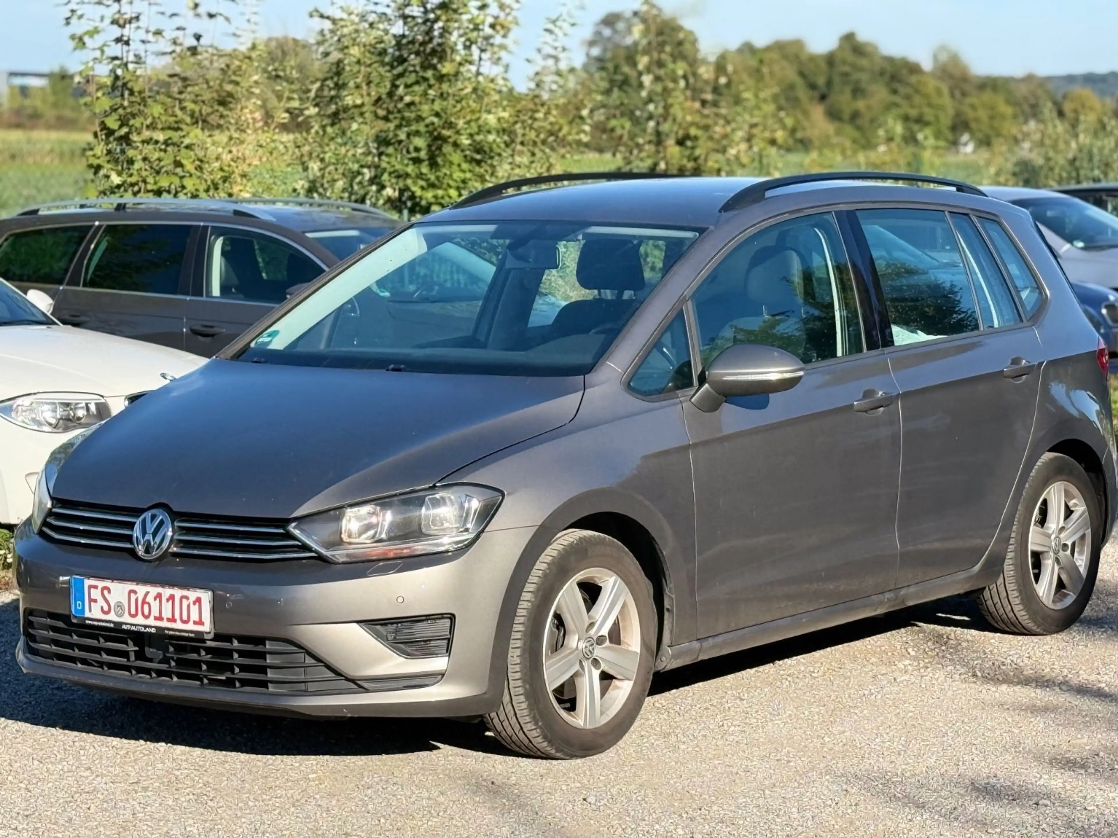 Volkswagen Golf Sportsvan / Diesel / Automatikgetriebe — photo 2