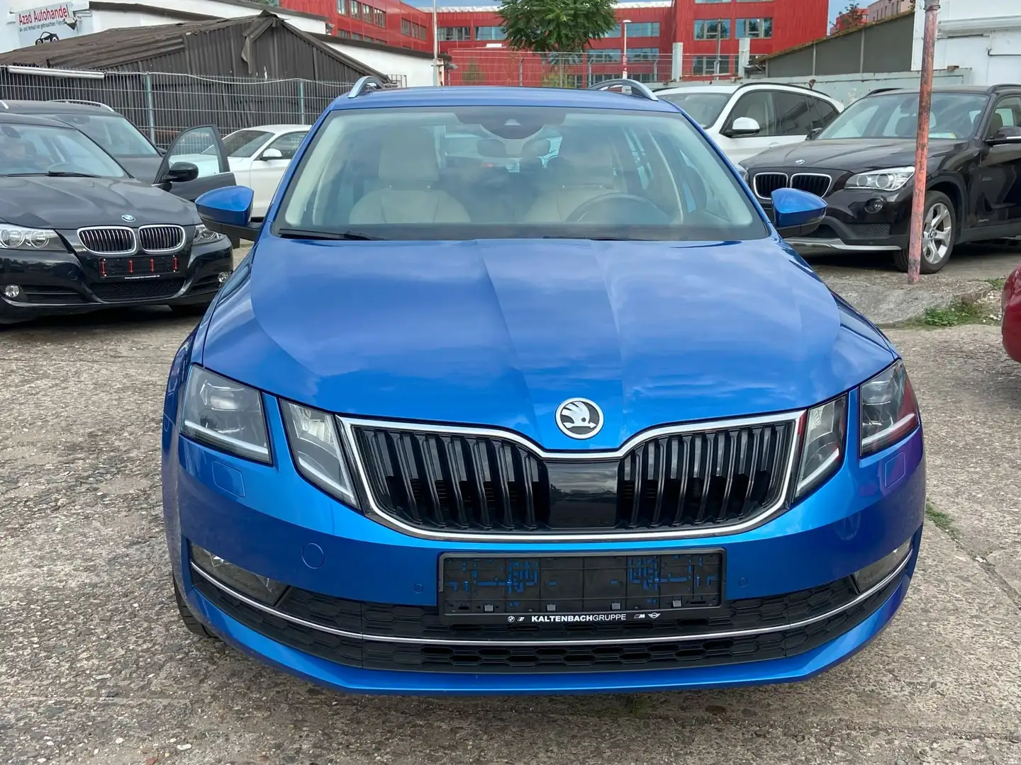 Skoda Octavia Aut./Leder/Kamera/Spurhalteassistent/Standheizung Bleu - 2
