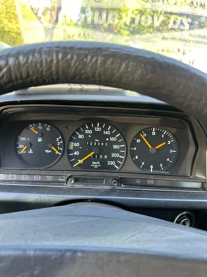 Mercedes-Benz 190 E 1.8, foto 6