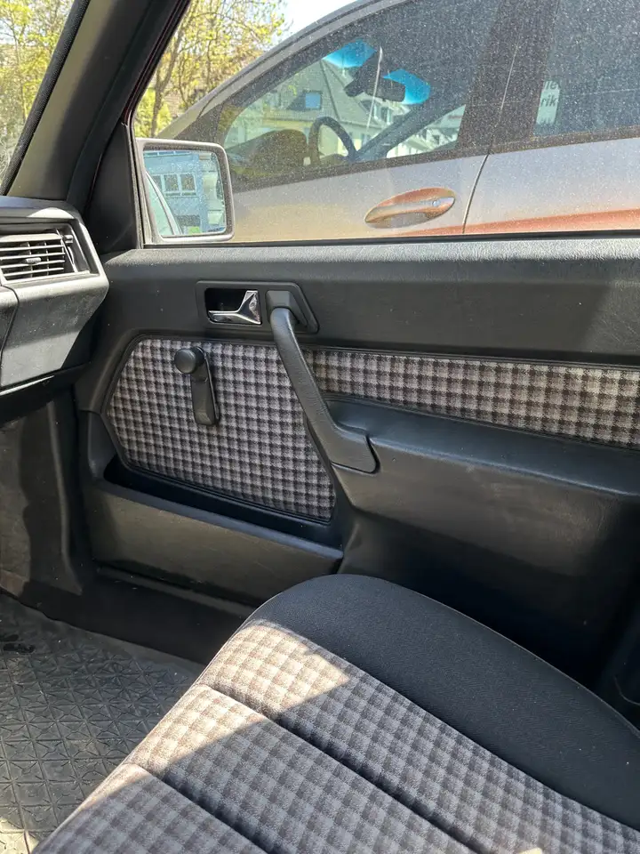 Mercedes-Benz 190 E 1.8, foto 8