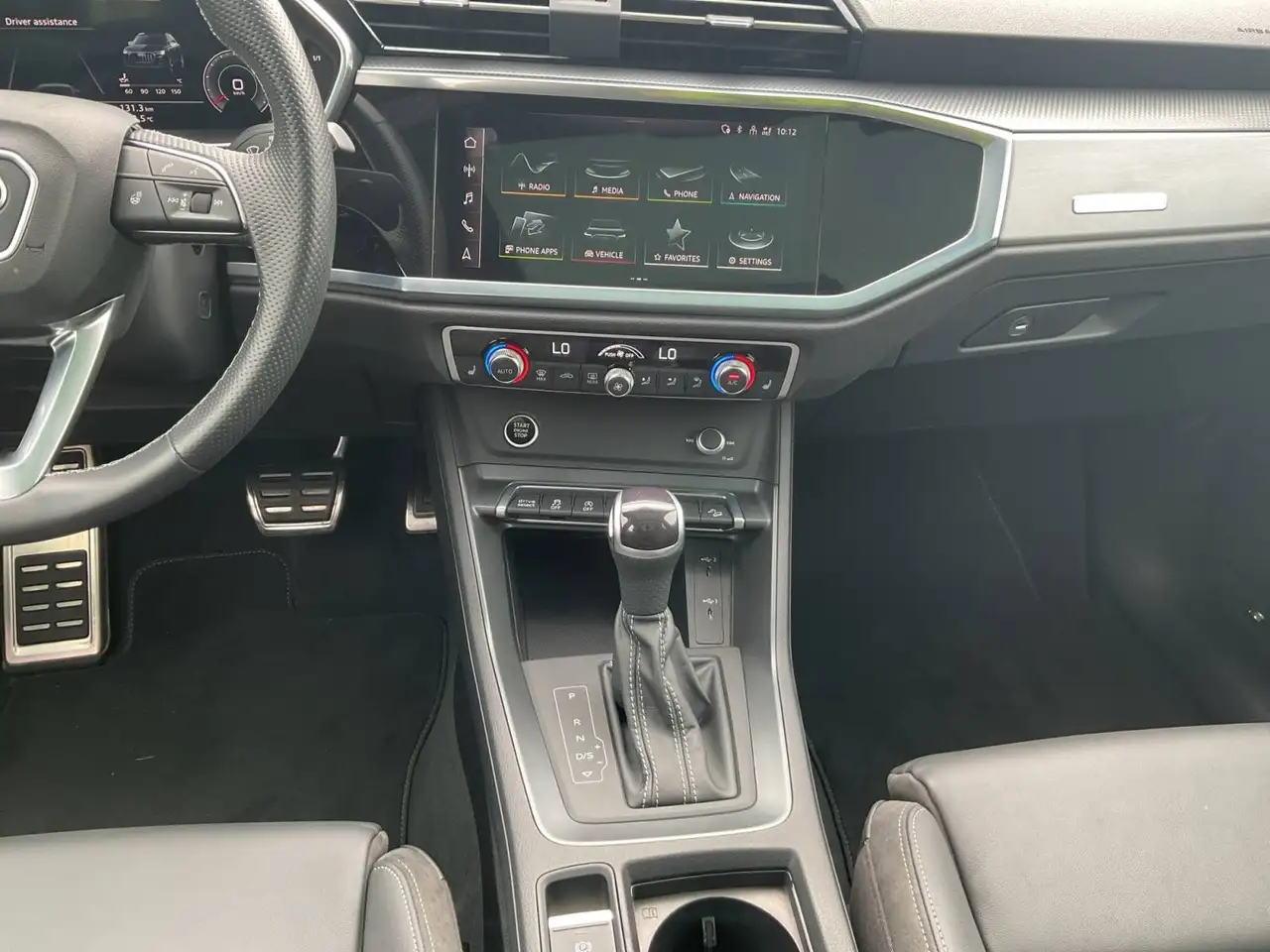 Audi Q3 снимка Audi Q3