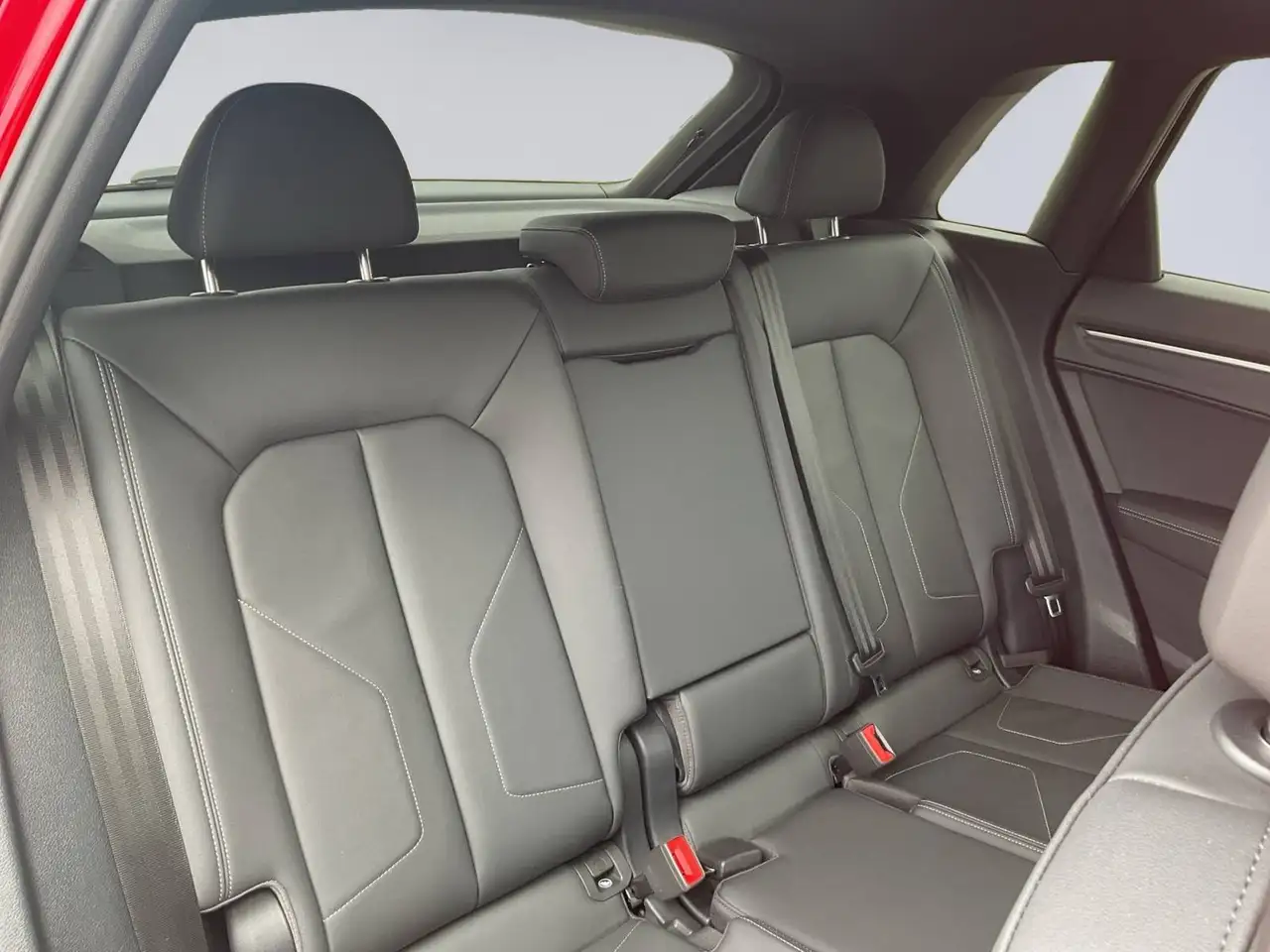 Audi Q3 снимка Audi Q3