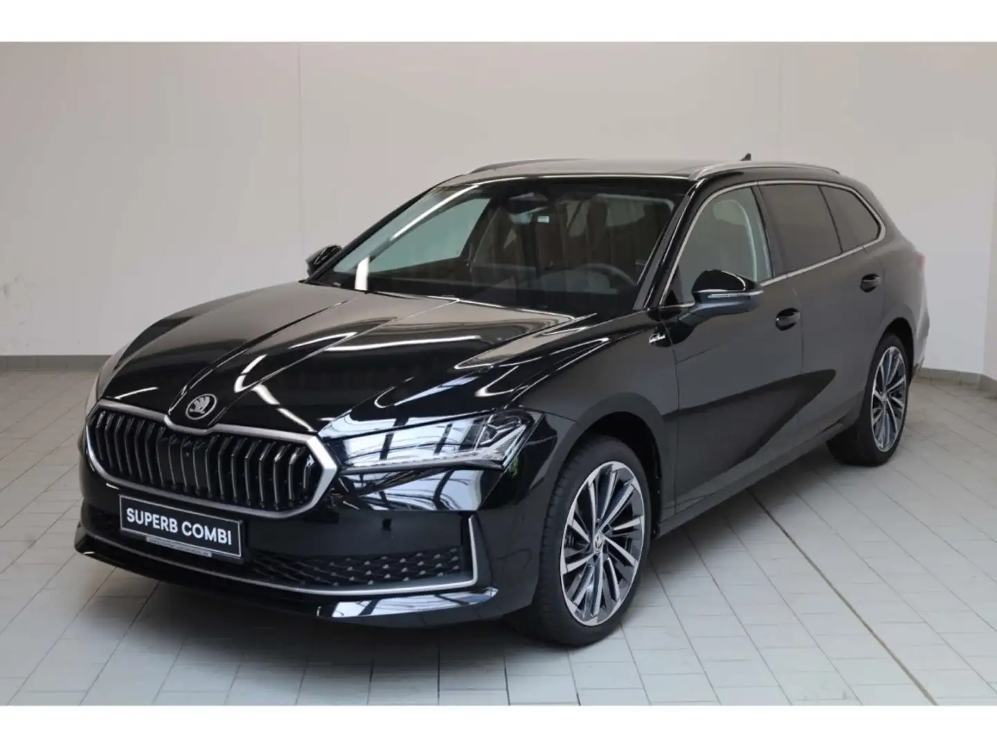 Skoda Superb Combi 2.0 TDI Laurin & Klement Schwarz - 2