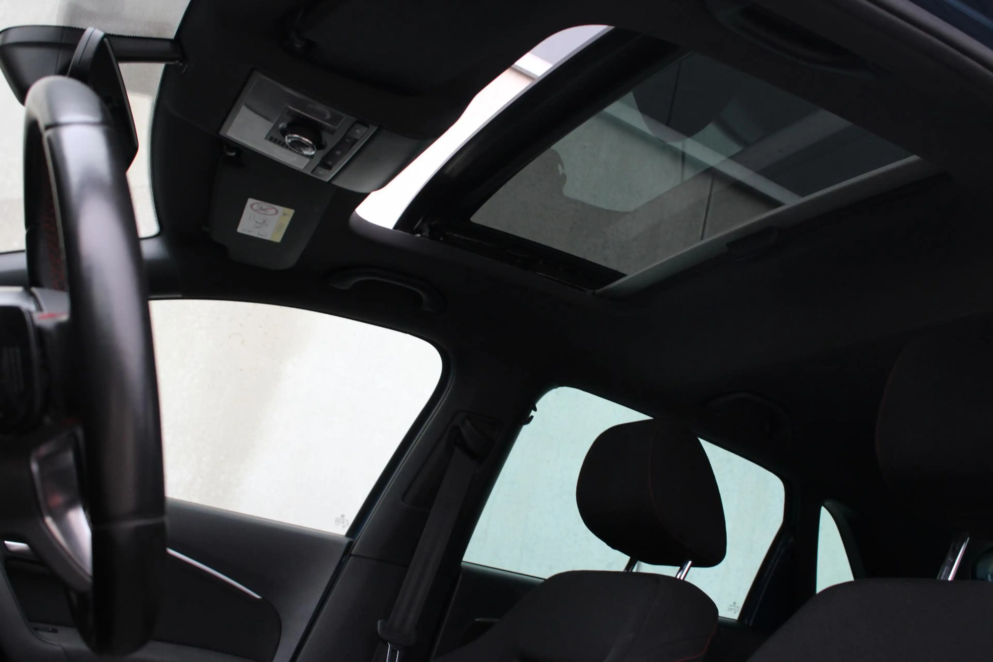 Volkswagen Polo GTI 1.8 TSI / 192 PK / OPEN DAK / STOELVERWARMING — photo 15