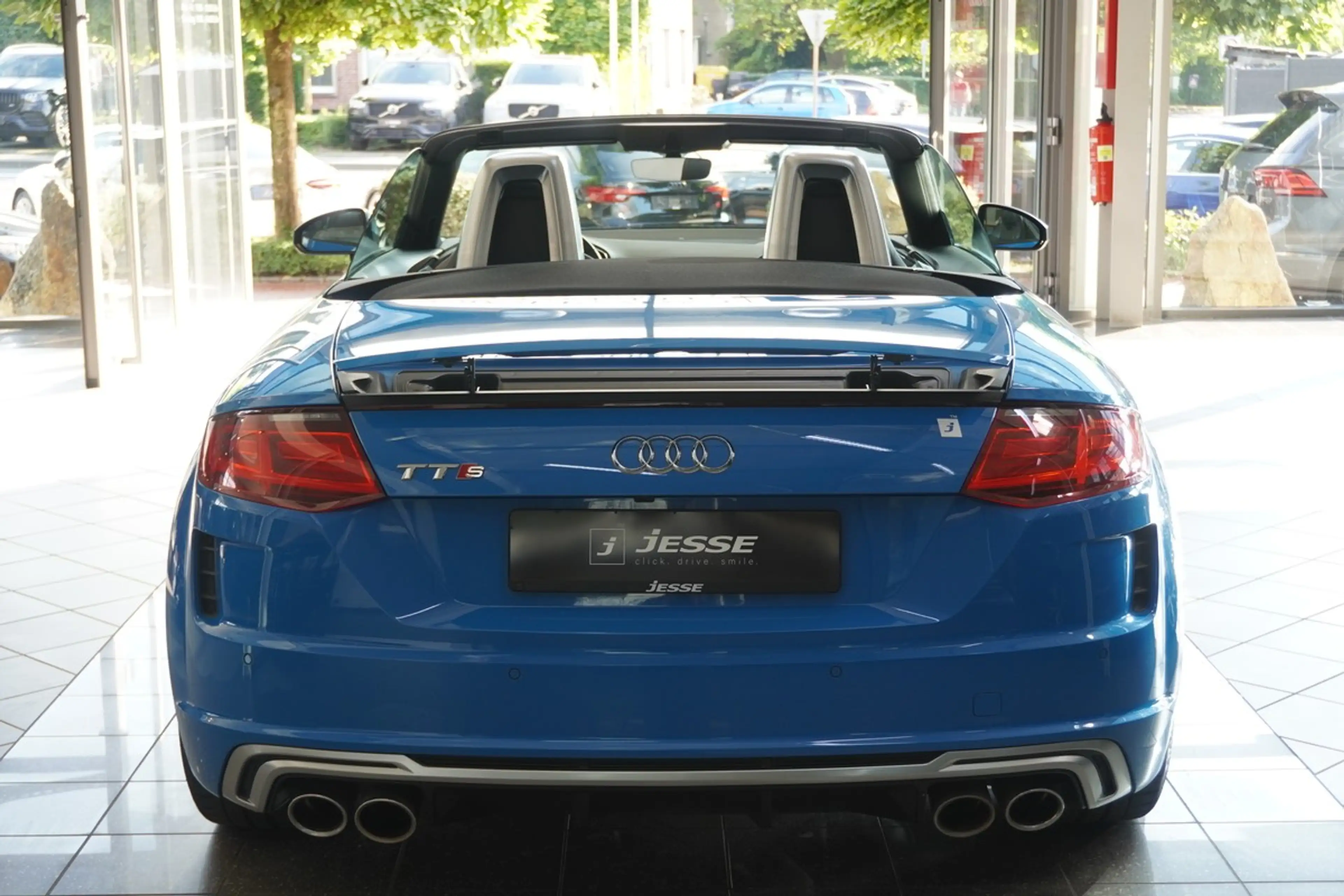 Audi TTS Roadster quattro LED B&O S-Sitze R.Cam — photo 13