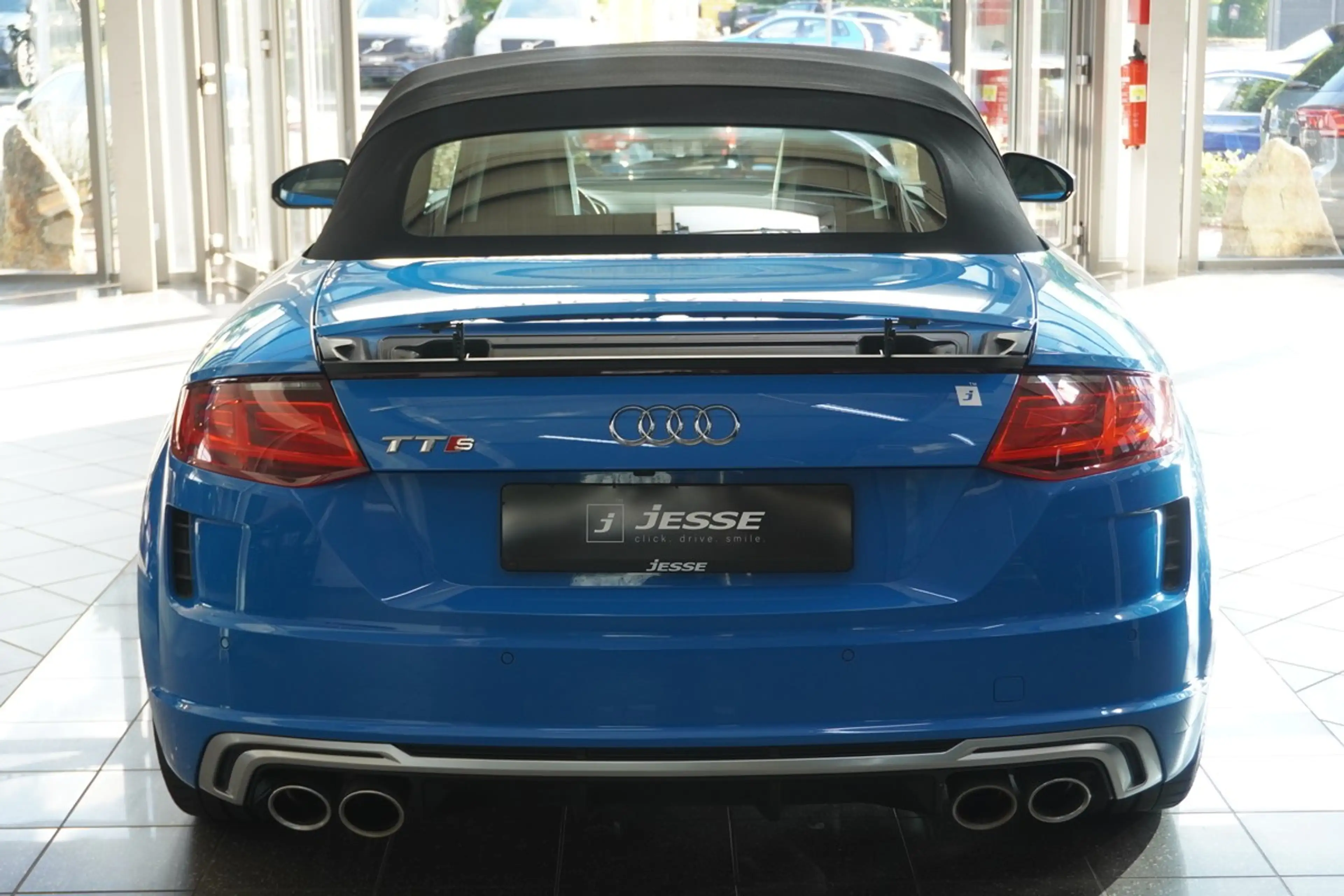 Audi TTS Roadster quattro LED B&O S-Sitze R.Cam — photo 14